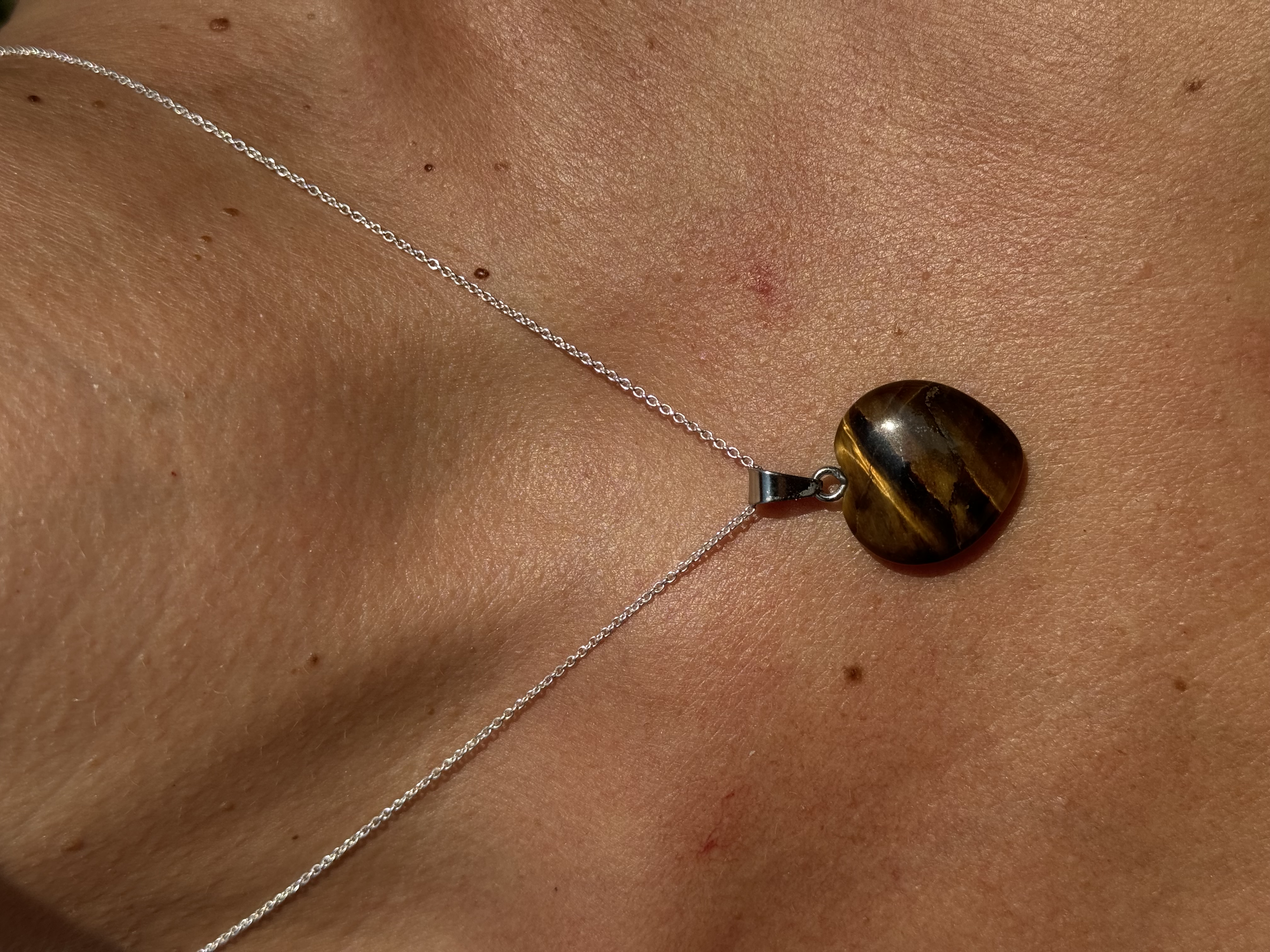 Collier pendentif cœur Œil de tigre-Force & Protection