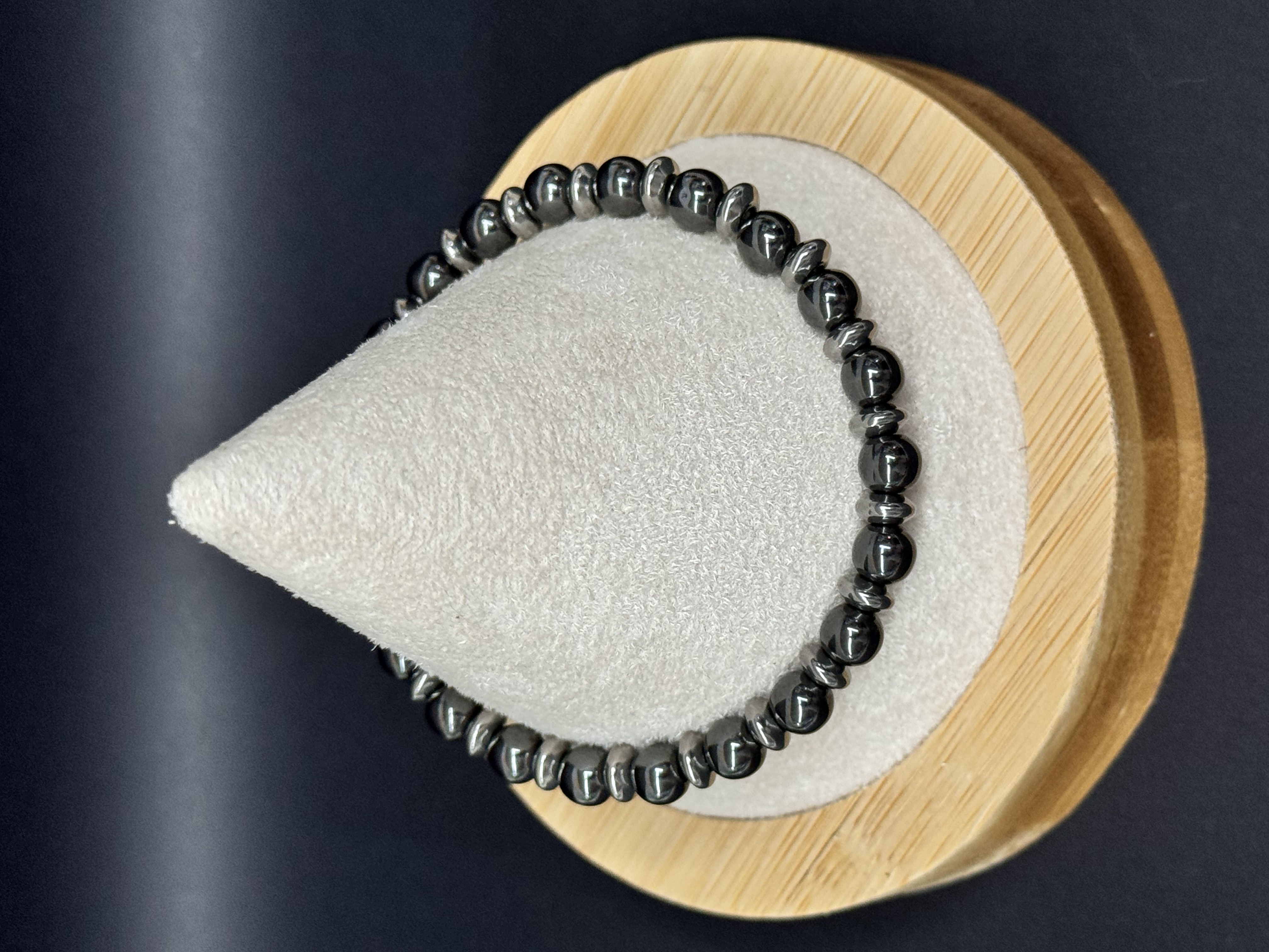 Bracelet Hématite 6mm en pierres naturelles 