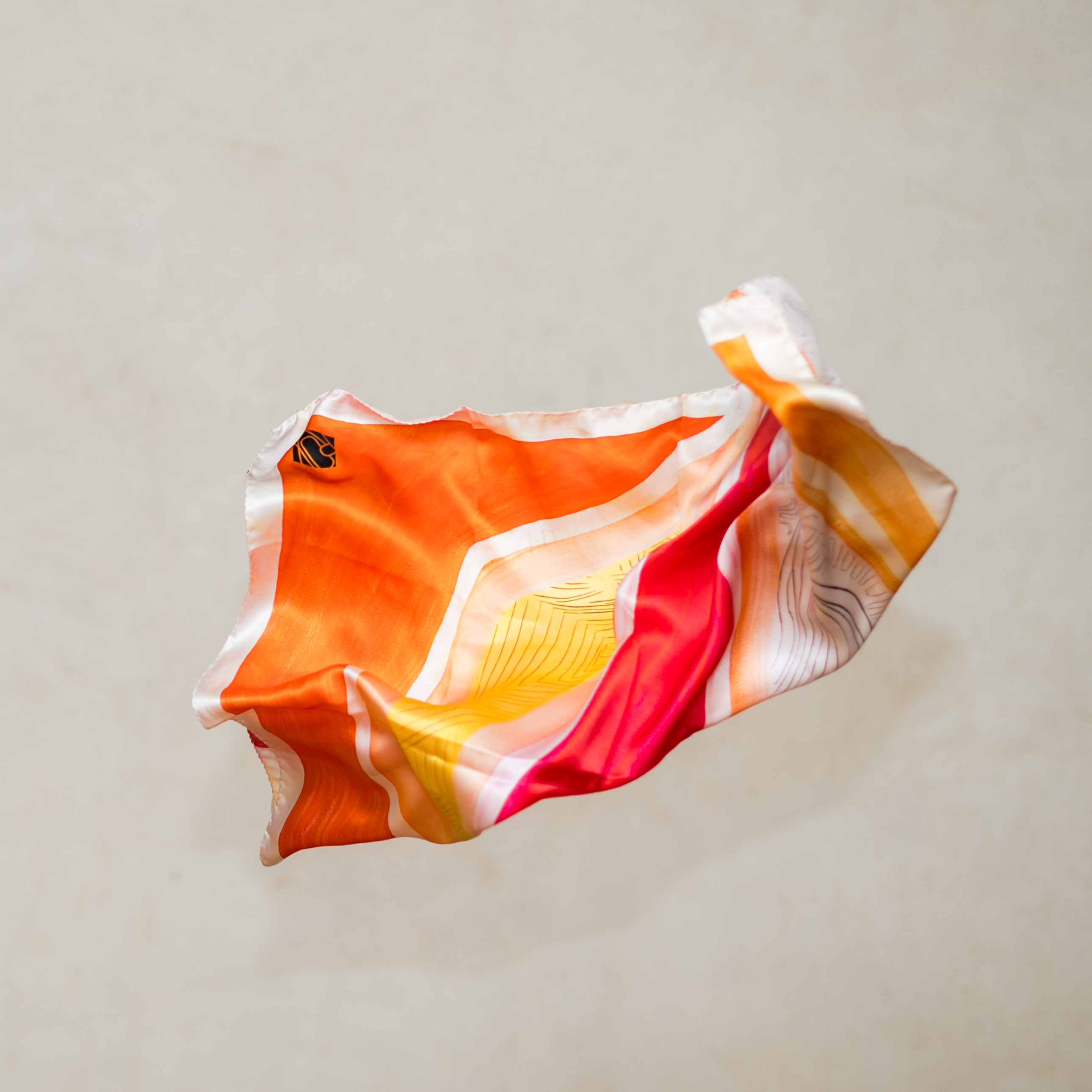 Carré de soie Faille II 66x66cm