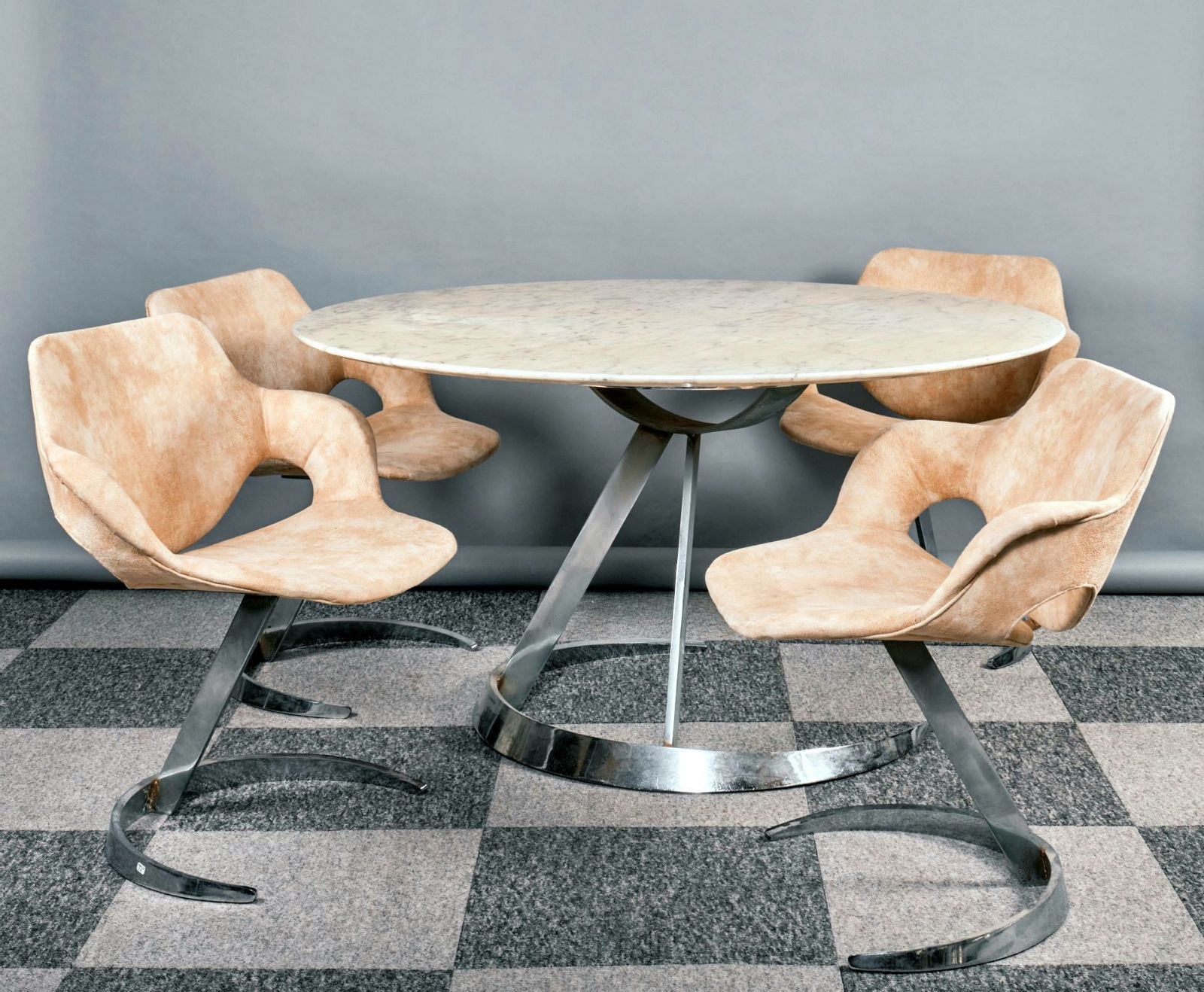 Table plateau en marbre et chaises Scimitar Boris Tabacoff pour Mobilier Modular Modern 1970 (Set de 5)