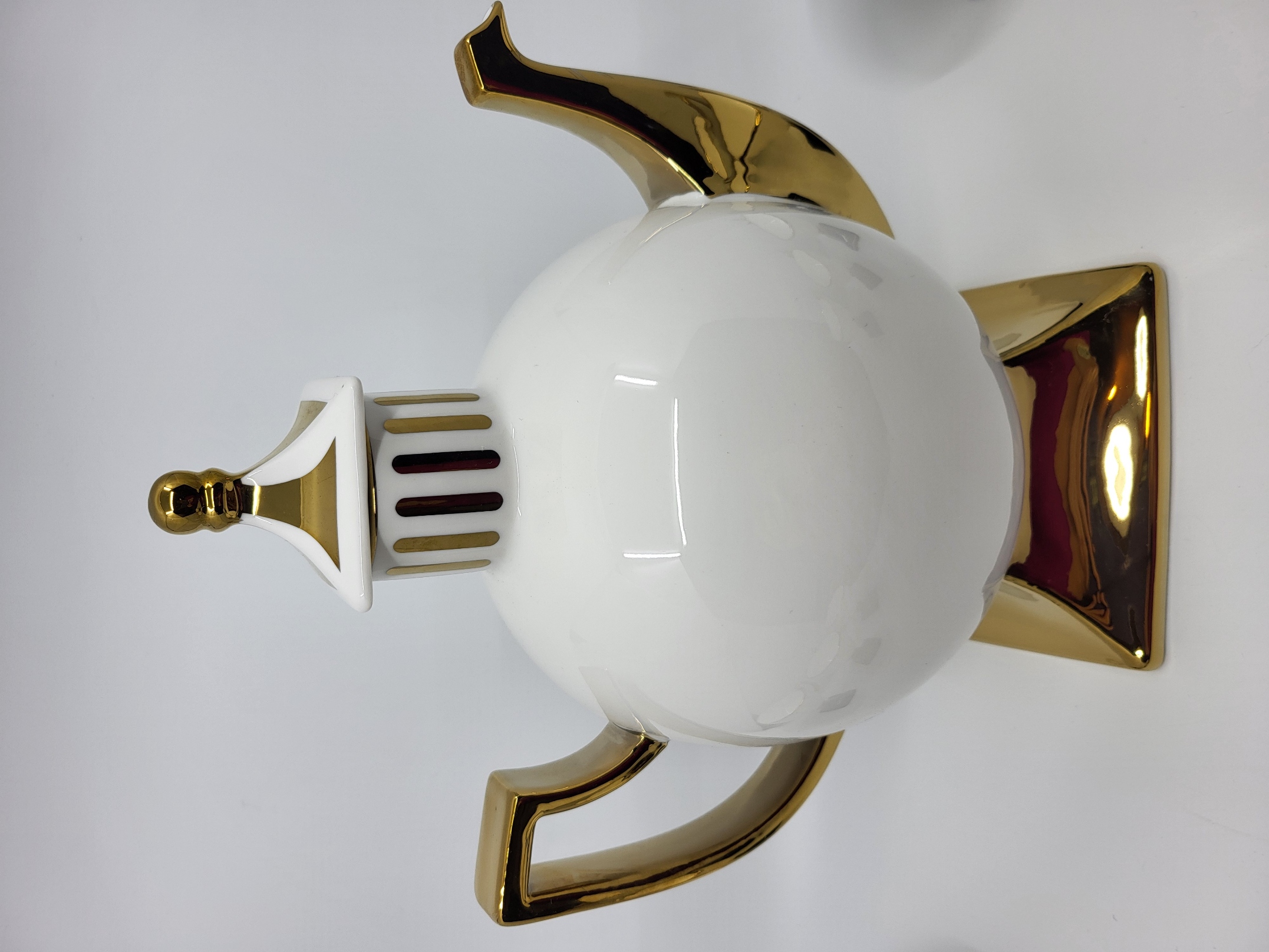 Théière Vincent Darré X Monoprix en céramique Francaise