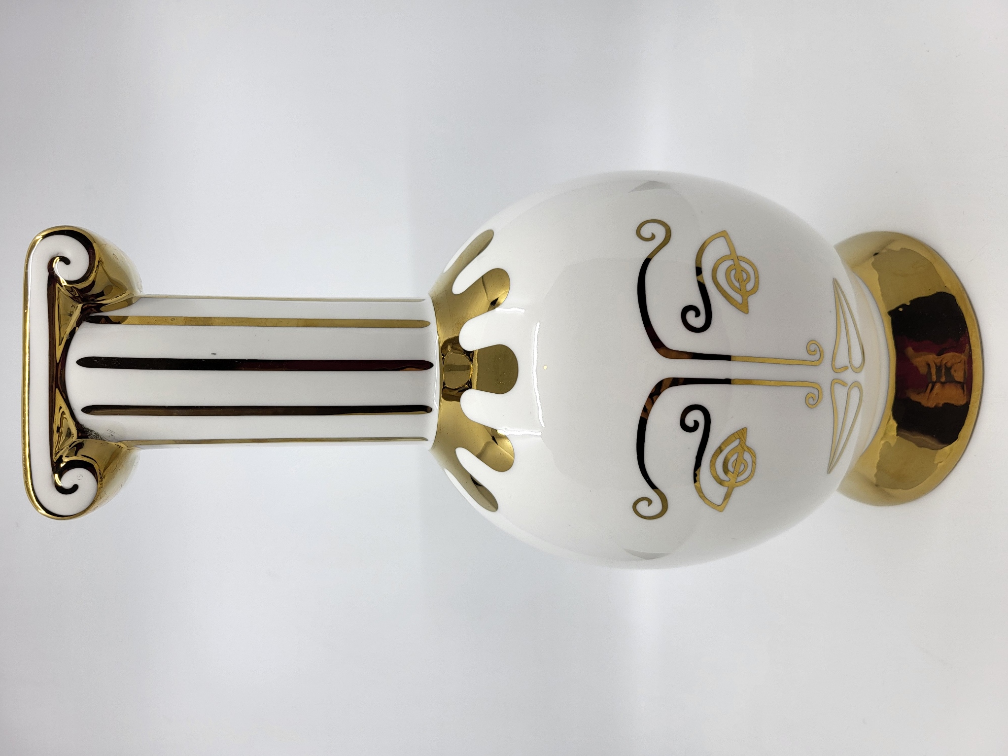 Carafe Vincent Darré X Monoprix en céramique Blanche et Doré Francaise Noel 2024