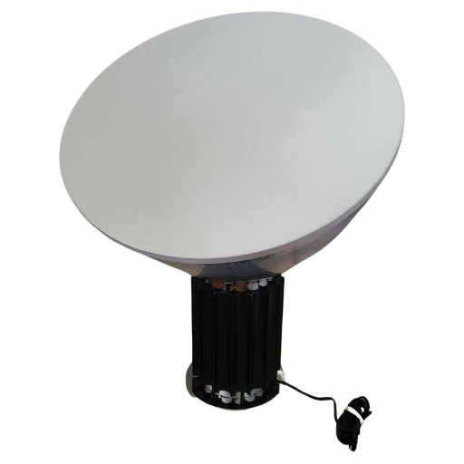 Lampe Taccia par Achille et Pier Castiglioni par Flos grand modèle en verre et Aluminium Italie circa1960