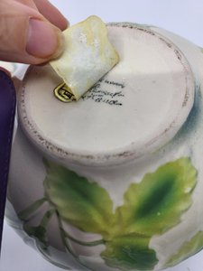 Bonbonnière ou Boite à Bijoux Saint Clément en barbotine Francaise design fin XIXème Art Nouveau