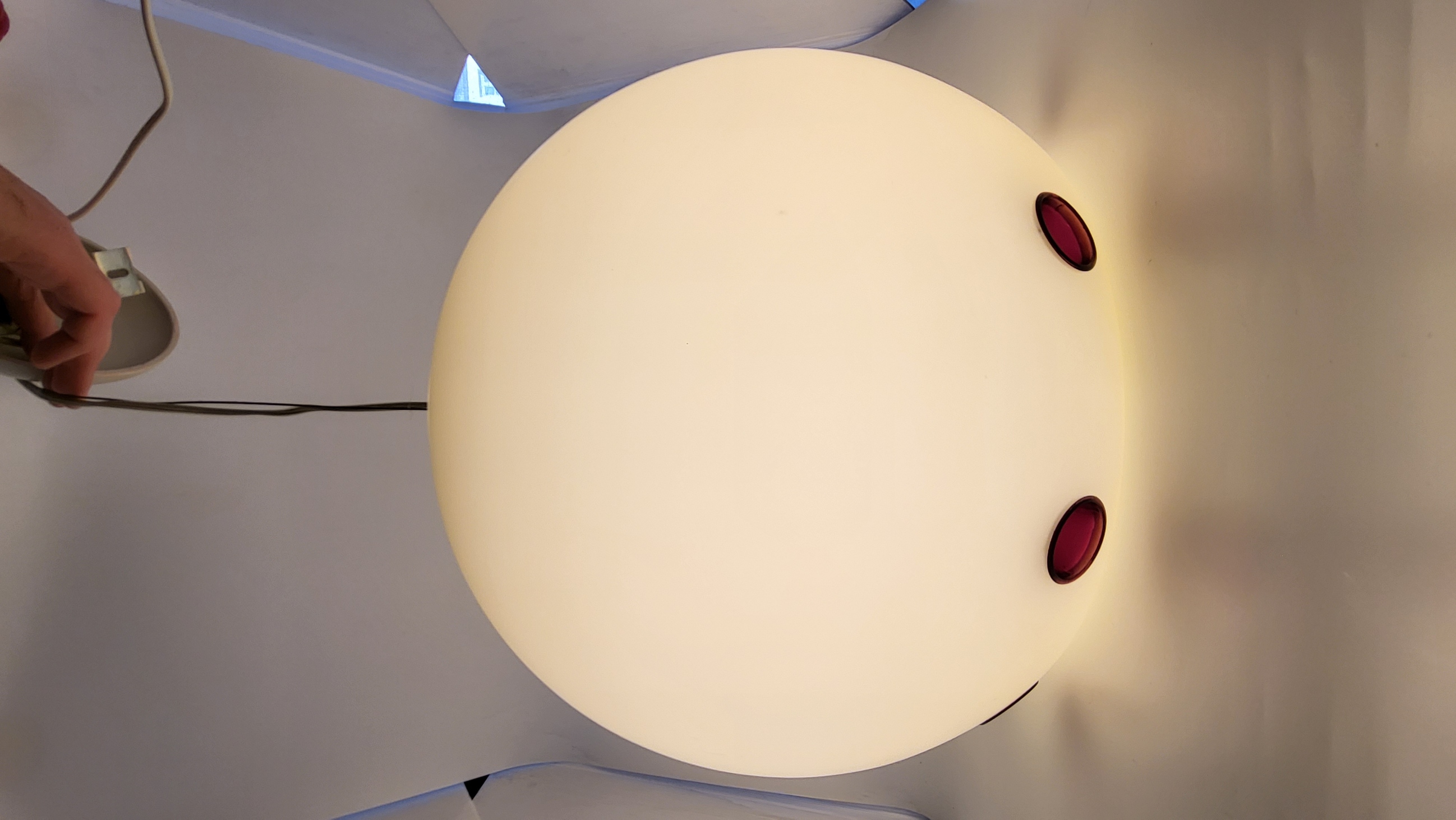 Lustre Rodolfo Dordoni pour Arteluce modèle "Hallowen" Blanc et Rouge Italie 1980