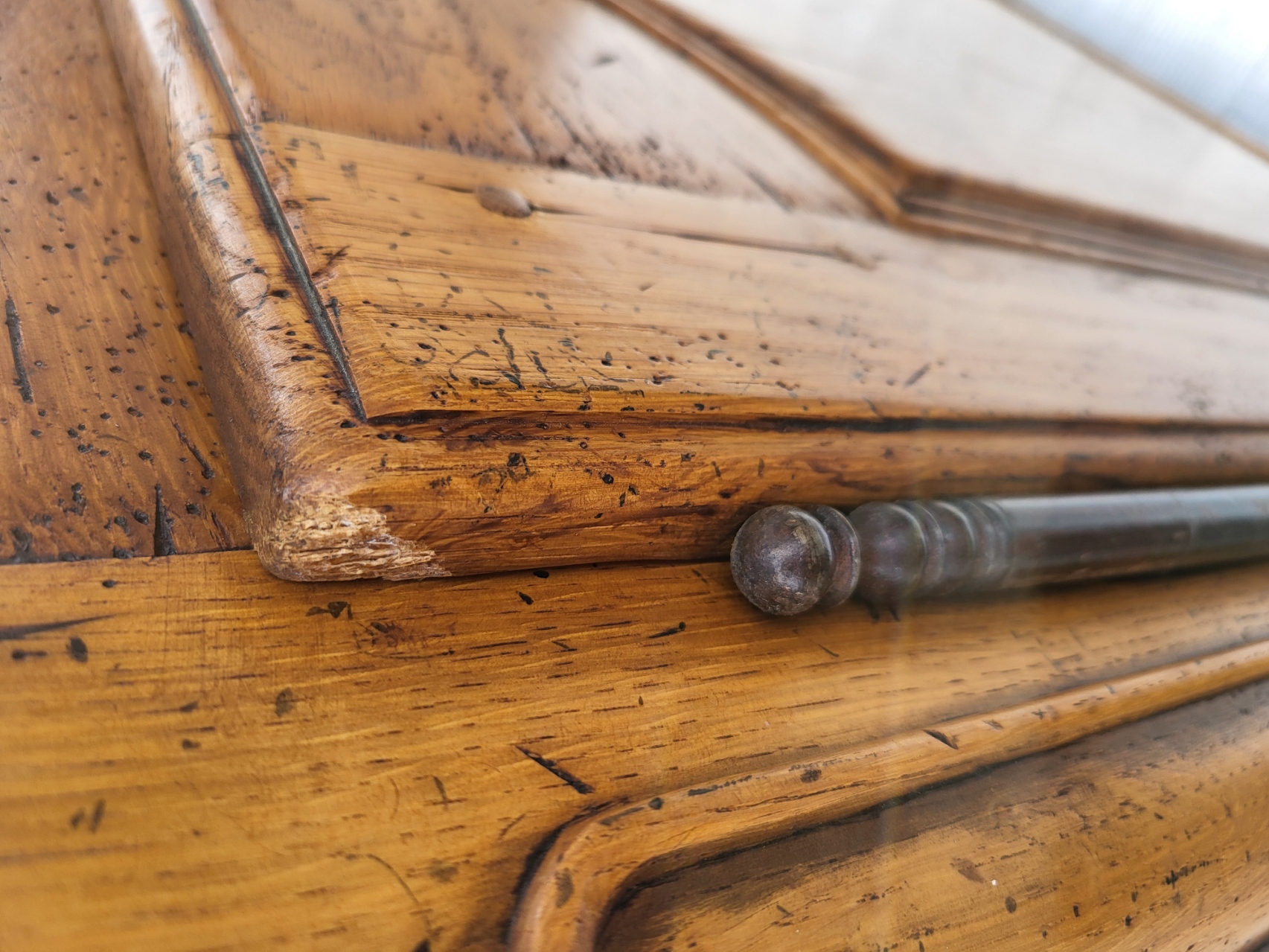 Buffet en bois antique