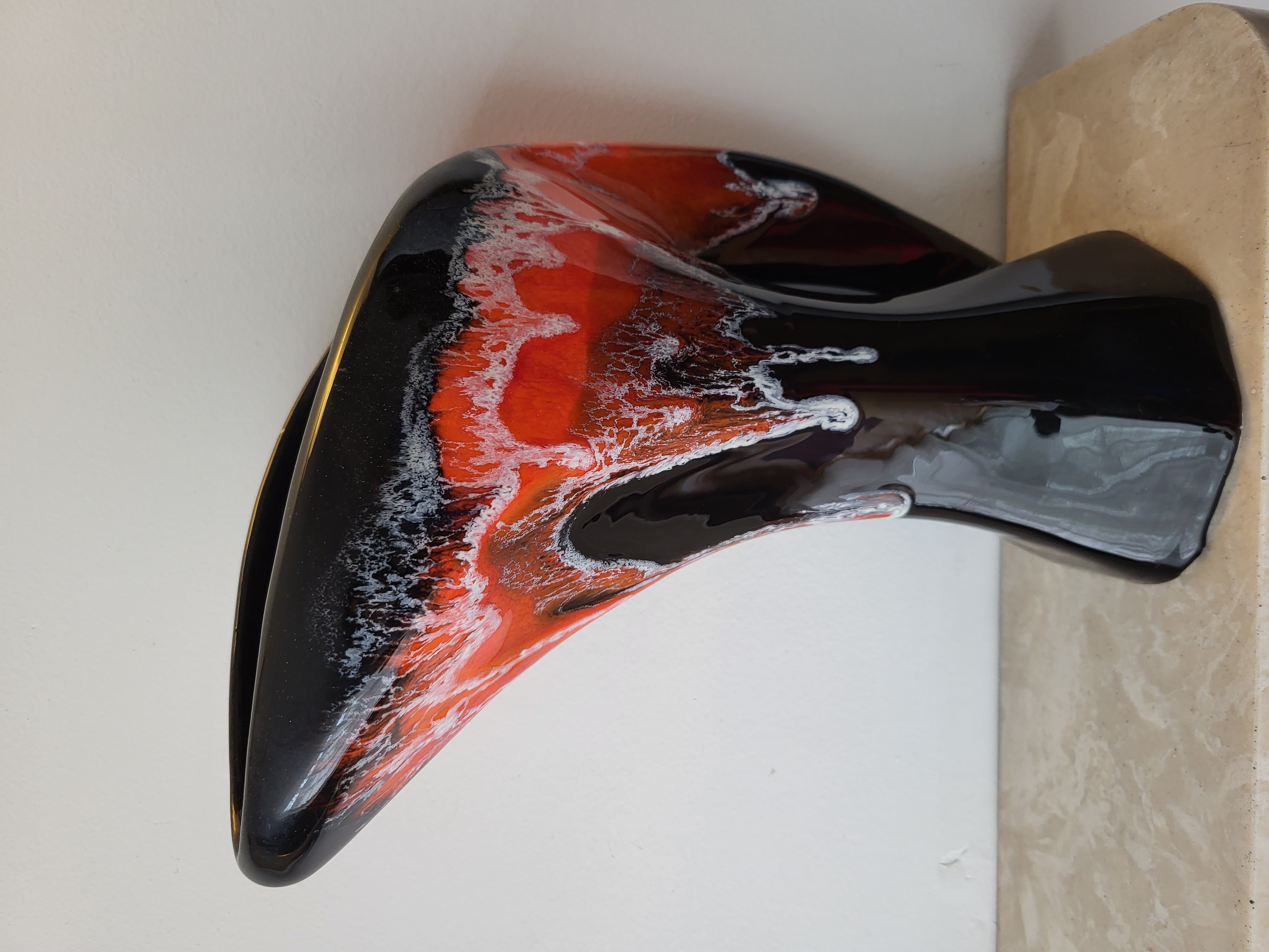 Vase Vallauris en céramique française noir orange French Riviera 1950 Vintage