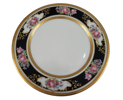 Assiette plate de L' Ancienne Manufacture Royale de Limoges France