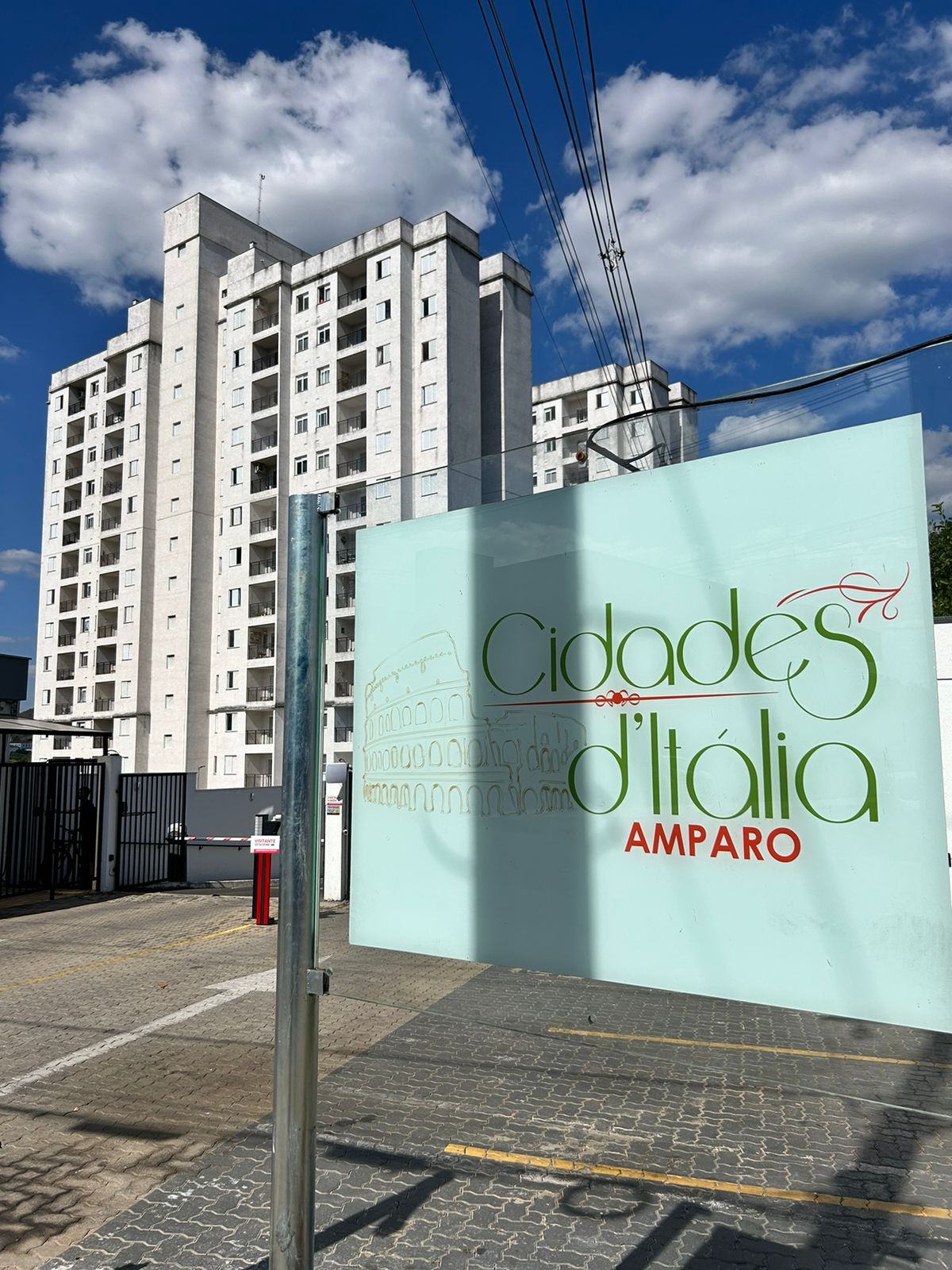 VENDA - Apartamento no Cidades de Itália R$290.000