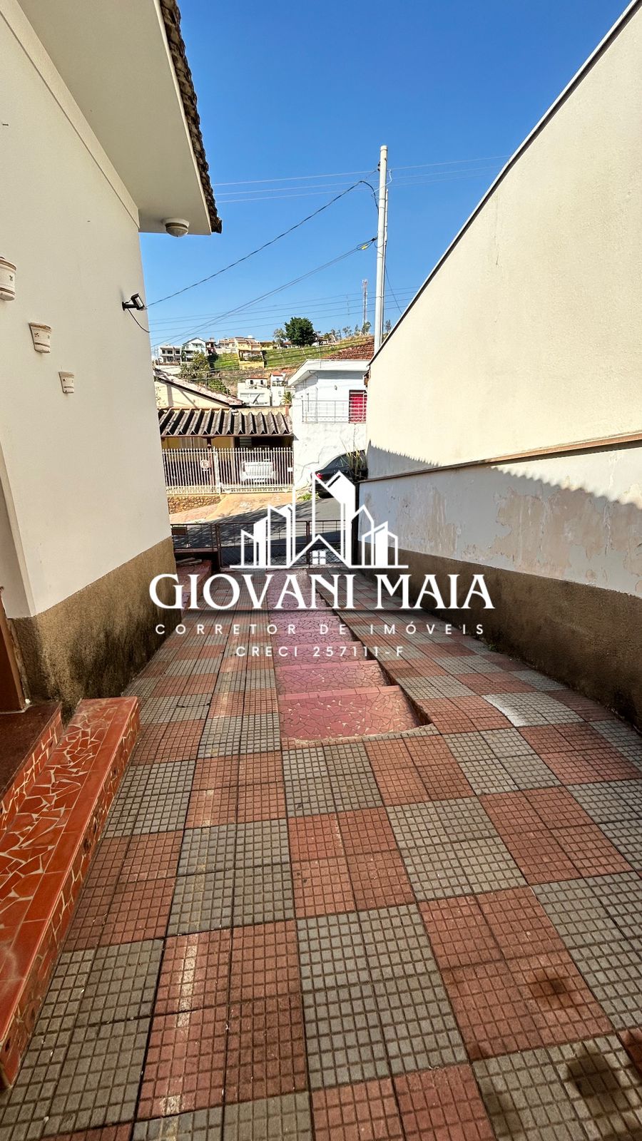 VENDA - Casa no Jd. São Francisco R$700.000,00