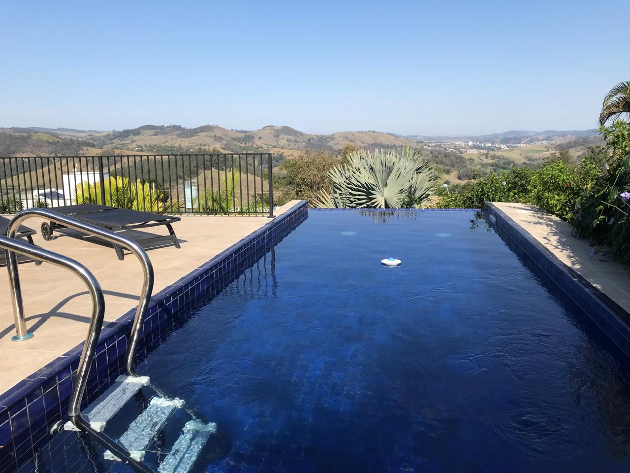 VENDA - Casa no Condomínio Orypaba R$1.680.000