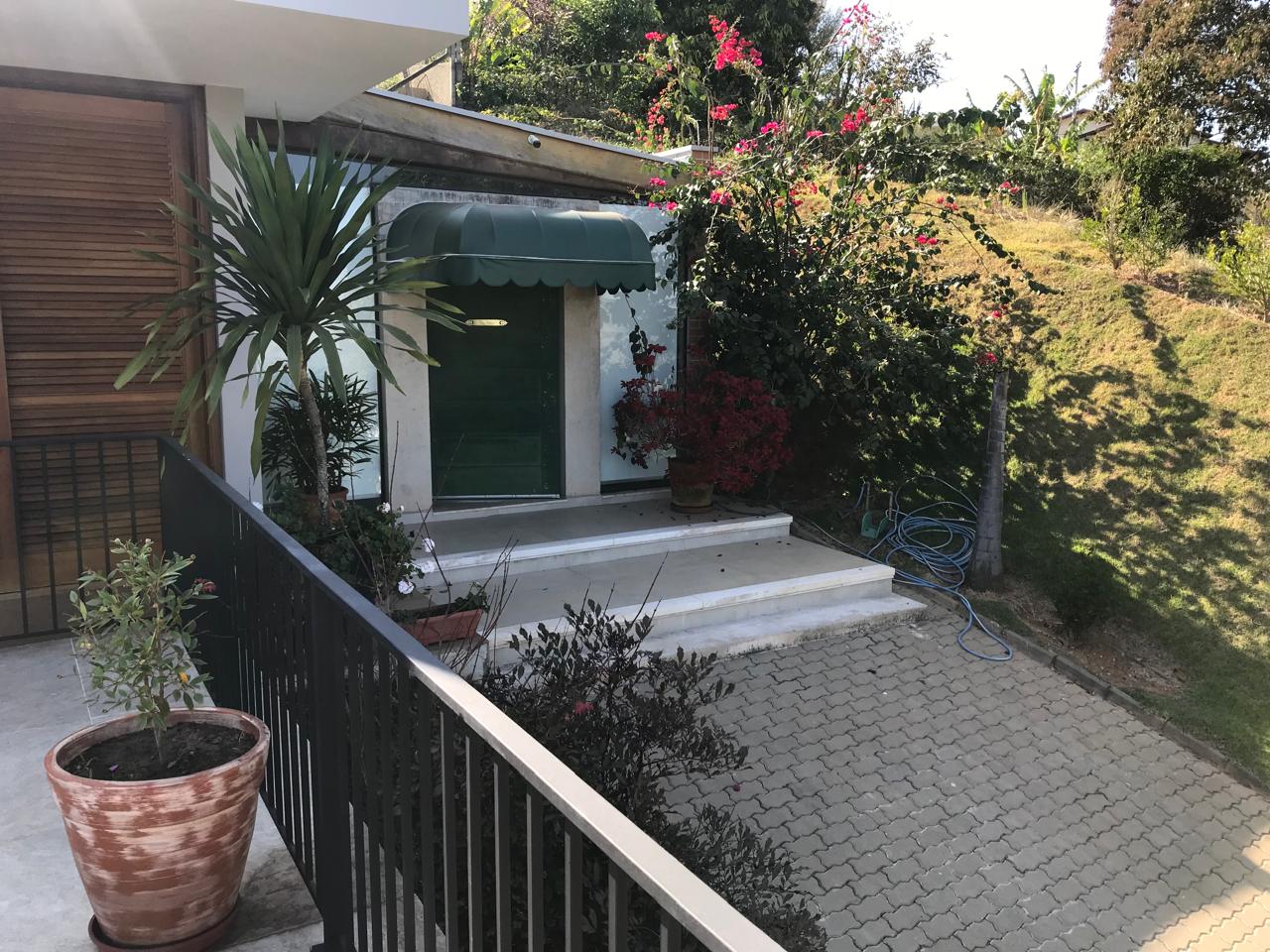 VENDA - Casa no Condomínio Orypaba R$1.680.000