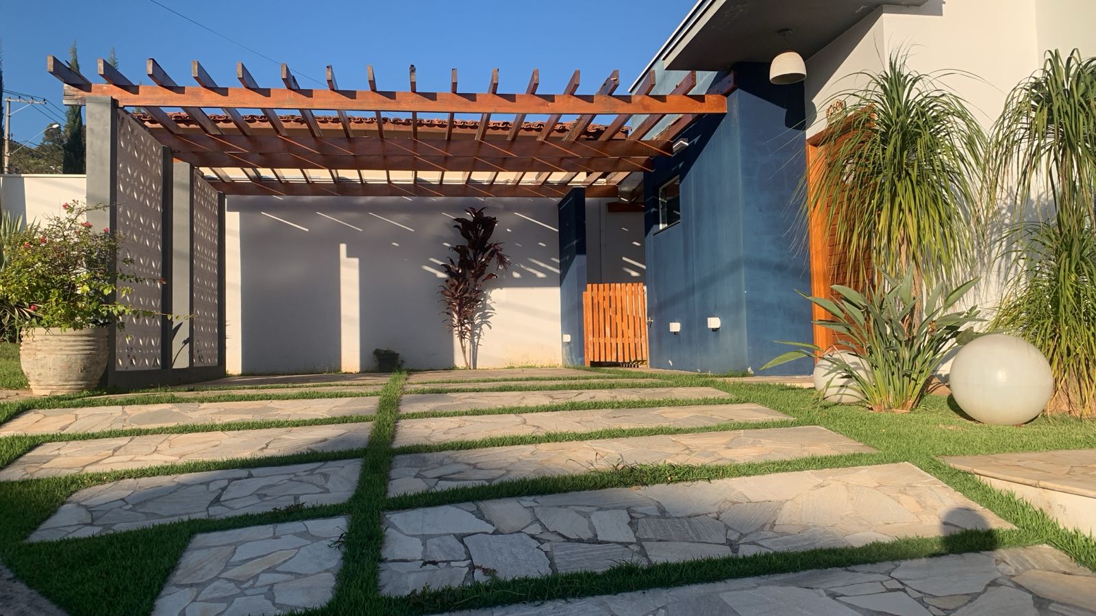 VENDA - Casa no Condomínio Orypaba R$1.200,000,00