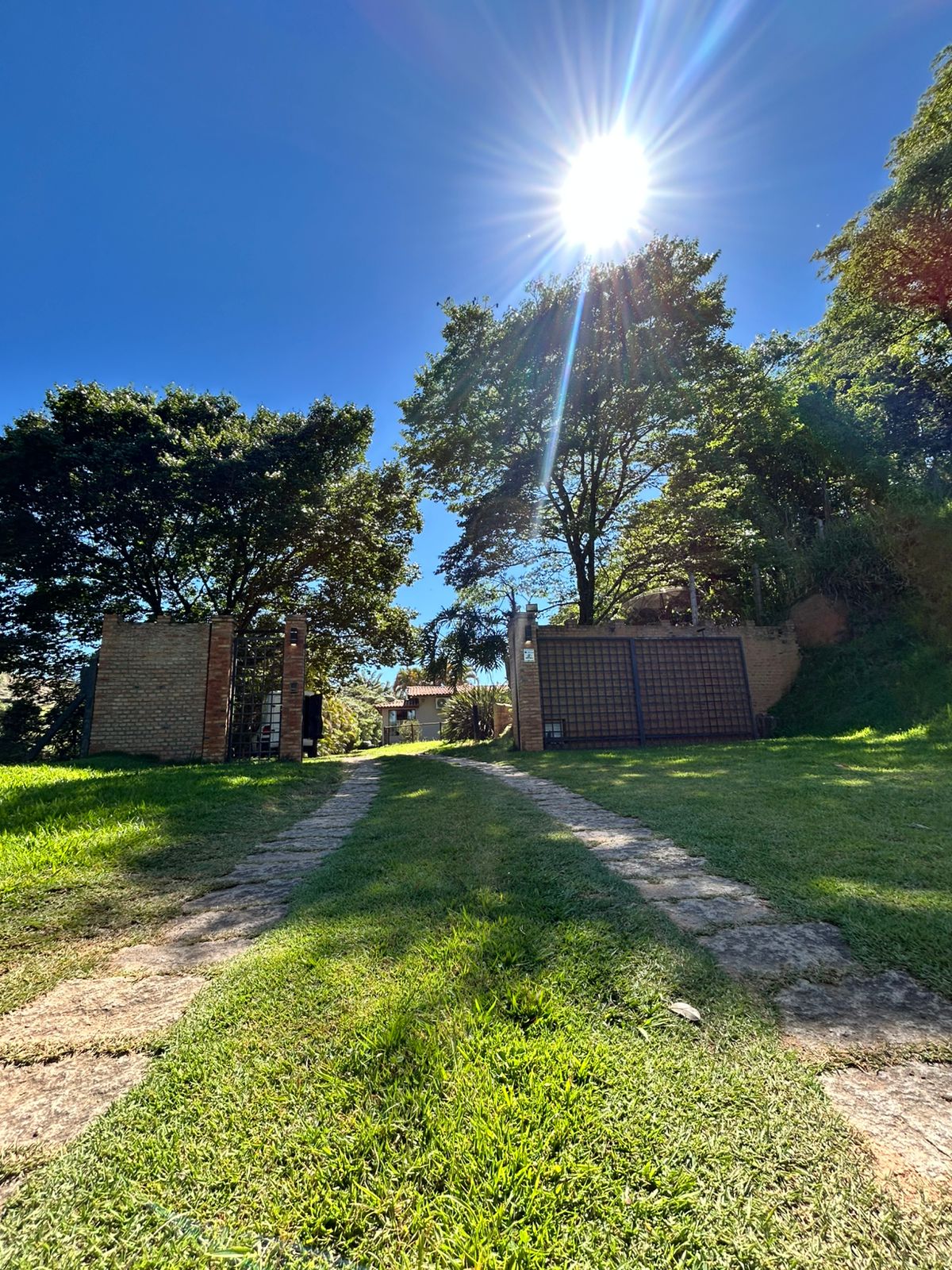 VENDA - Sítio em Amparo R$1.500.000