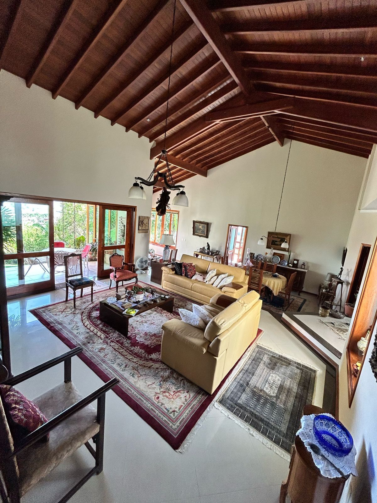 VENDA - Casa no Condomínio Orypaba R$2.500.000