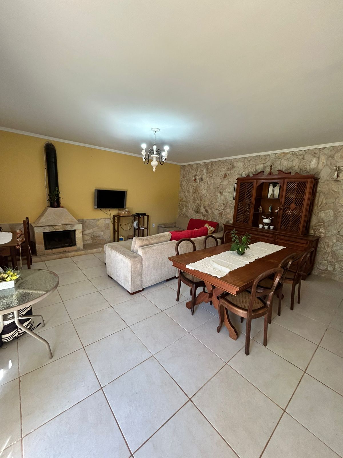 VENDA - Casa no Condomínio Orypaba R$1.040.000