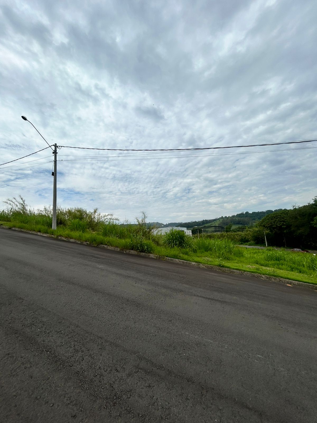 VENDA - 3 Terrenos em área Mista no Terras de Monte Alegre 