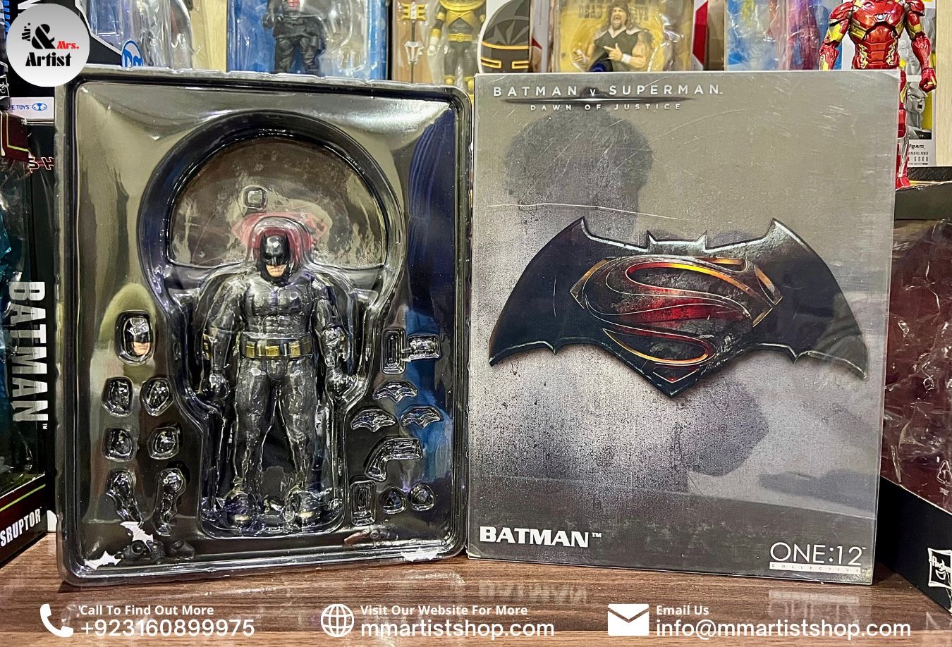 [Pre-Owned] One:12 Collective Batman vs Superman: Dawn of Justice Figure