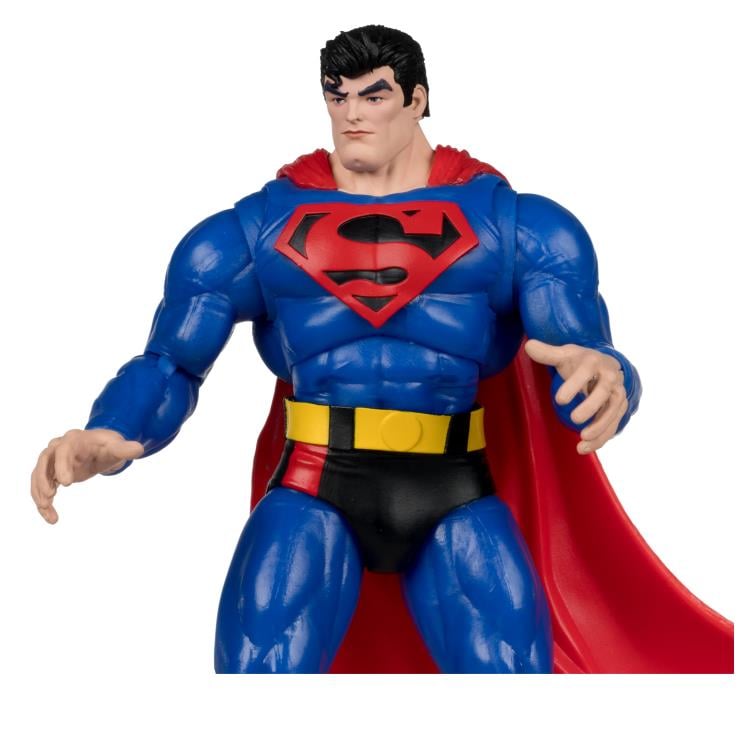 [In Stock] Superman: Our Worlds at War Superman 7" Action Figure (With Digital Code)
