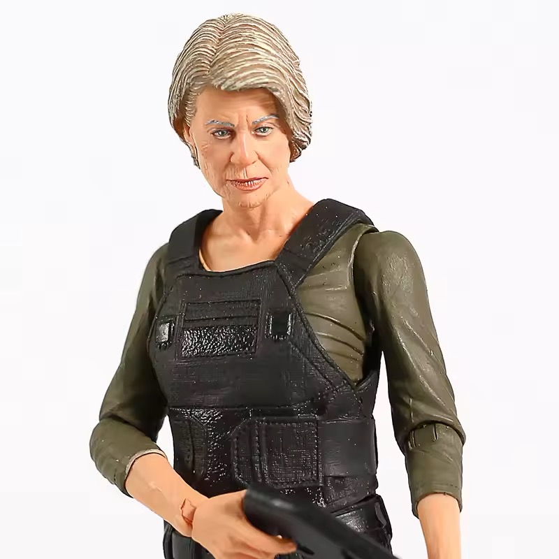 [In Stock] Terminator: Dark Fate Sarah Connor Action Figure