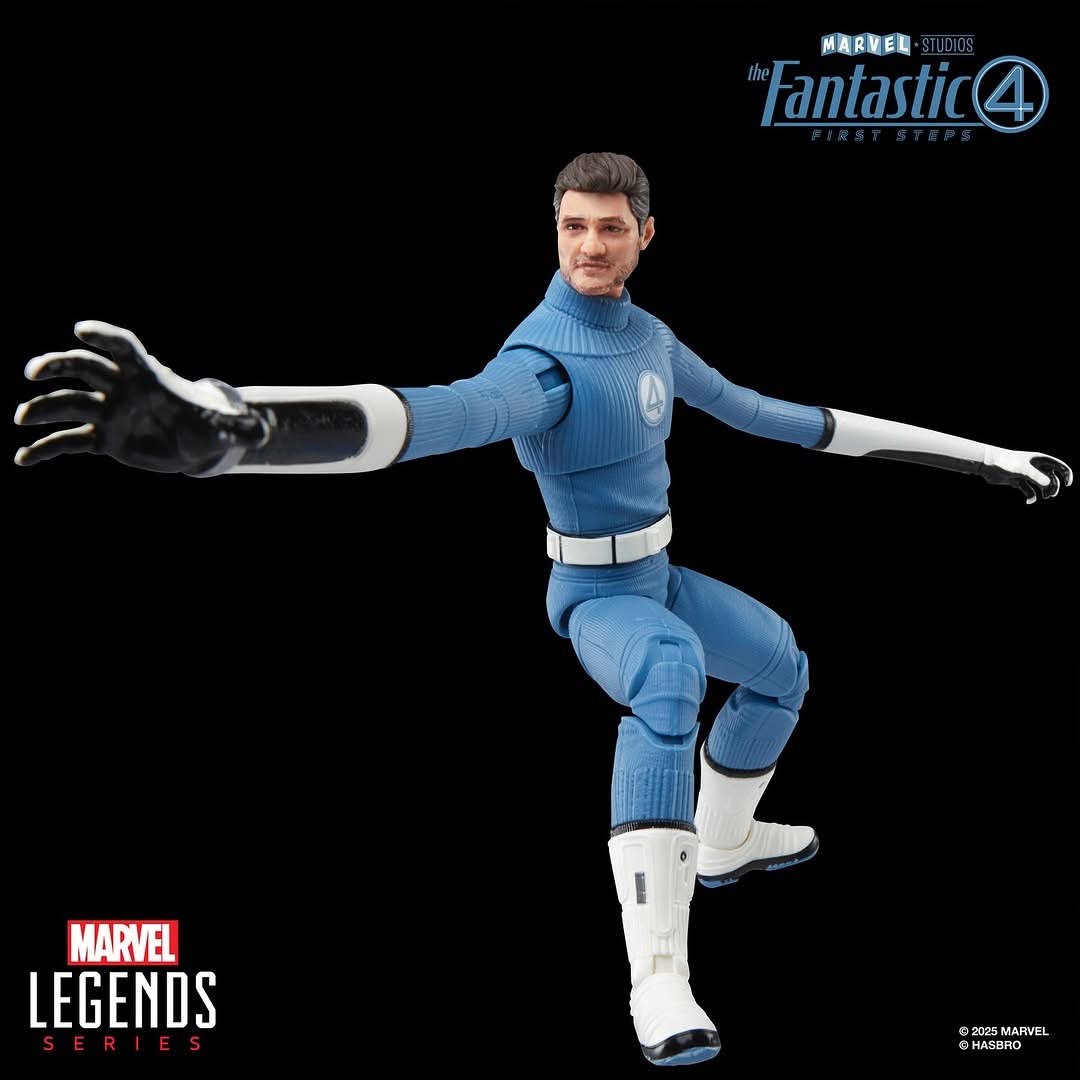 [On Order] The Fantastic Four: First Steps Marvel Legends Mister Fantastic Action Figure