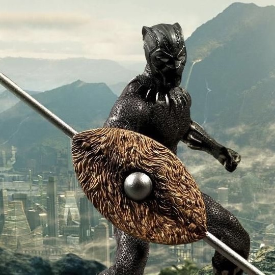 Black Panther One:12 Collective Black Panther