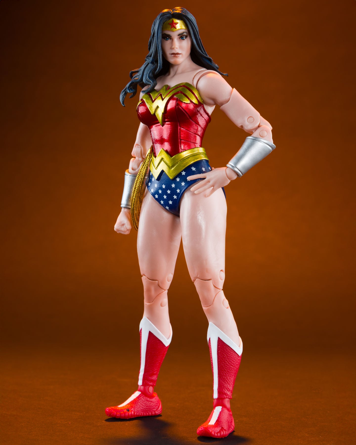 [Pre-Order] DC Multiverse McFarlane Vault Collection Wonder Woman (Classic) Action Figure
