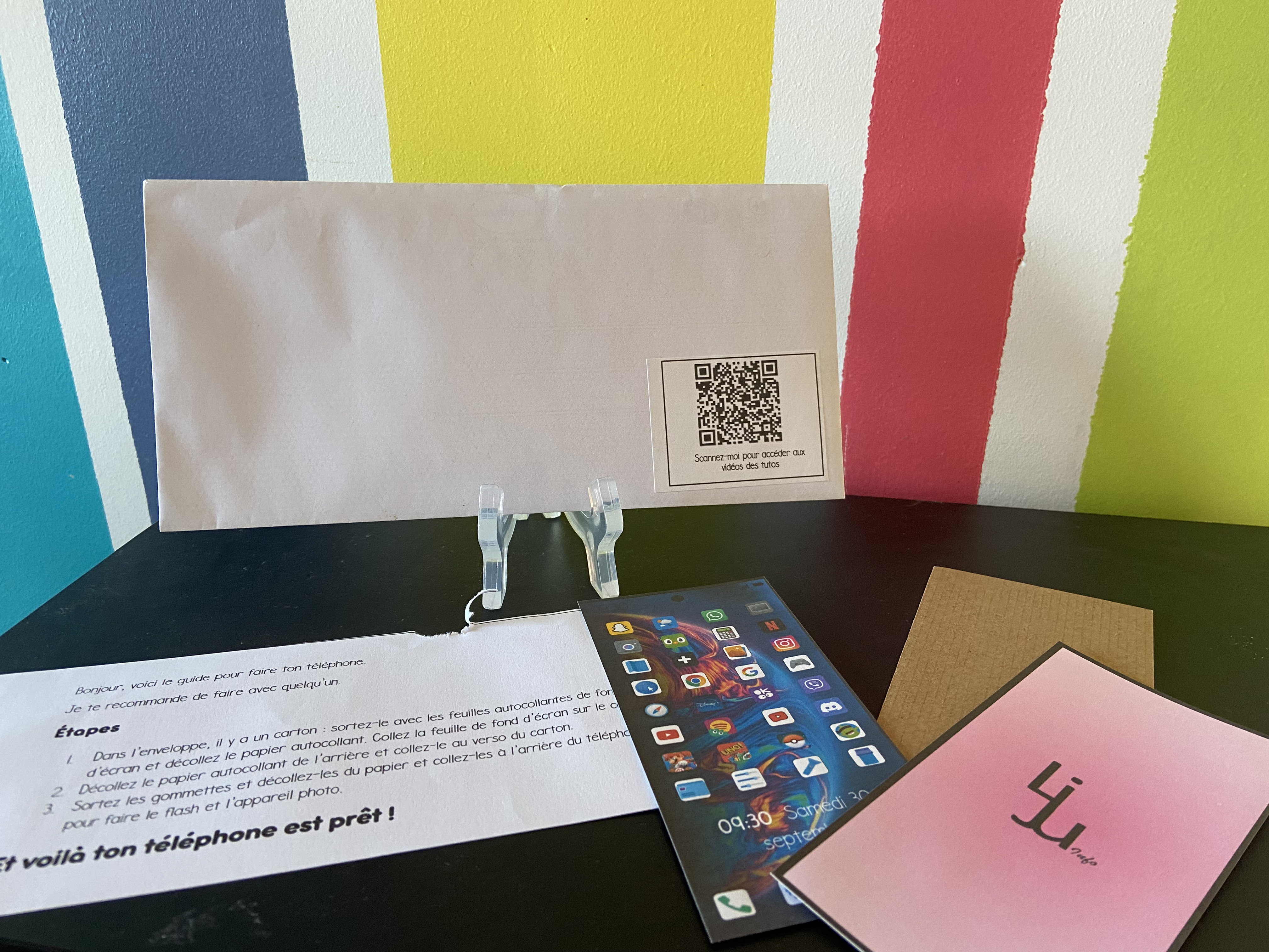 Enveloppe téléphone en carton en kit