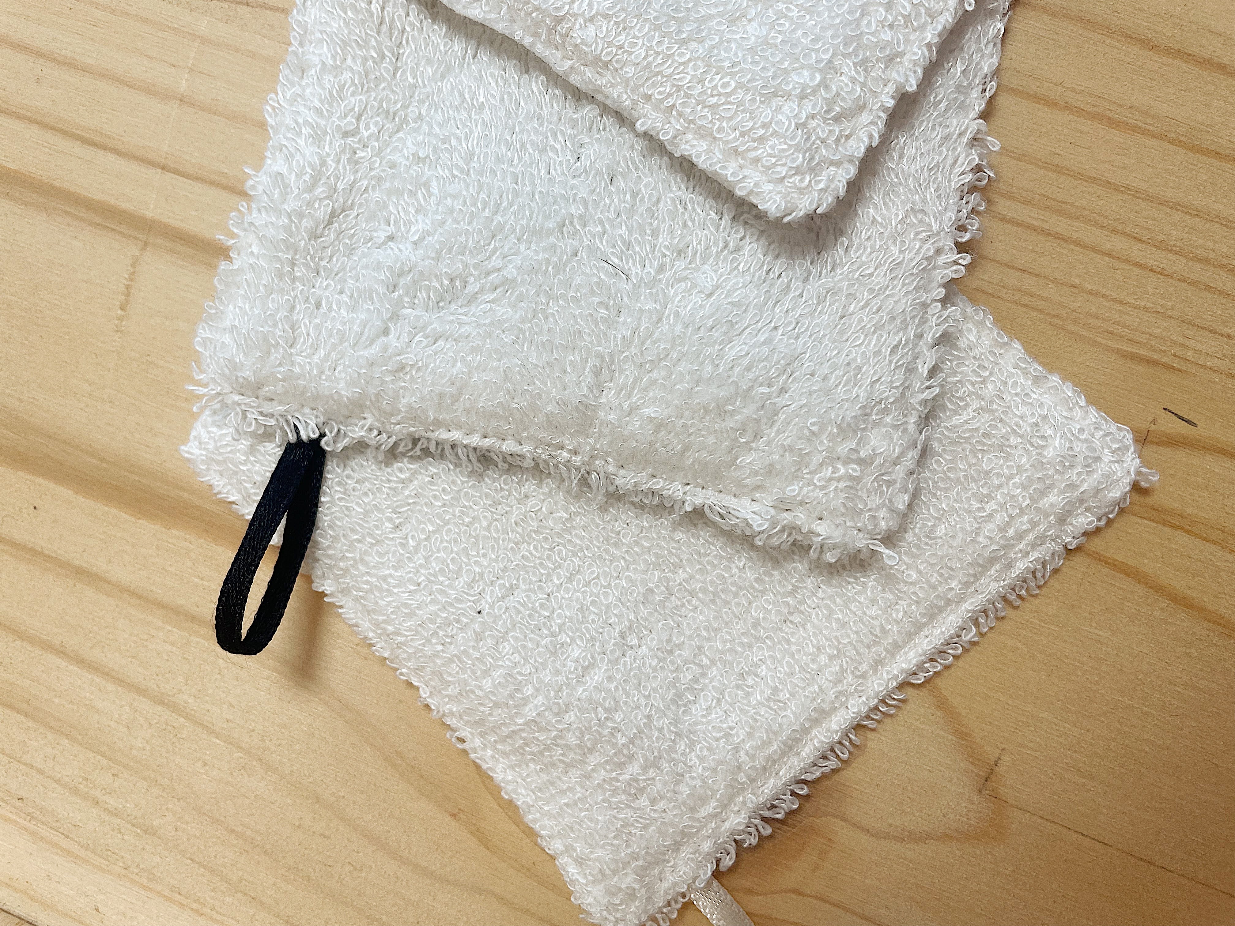 Lot de 10 lingettes démaquillantes lavables et leur pochette