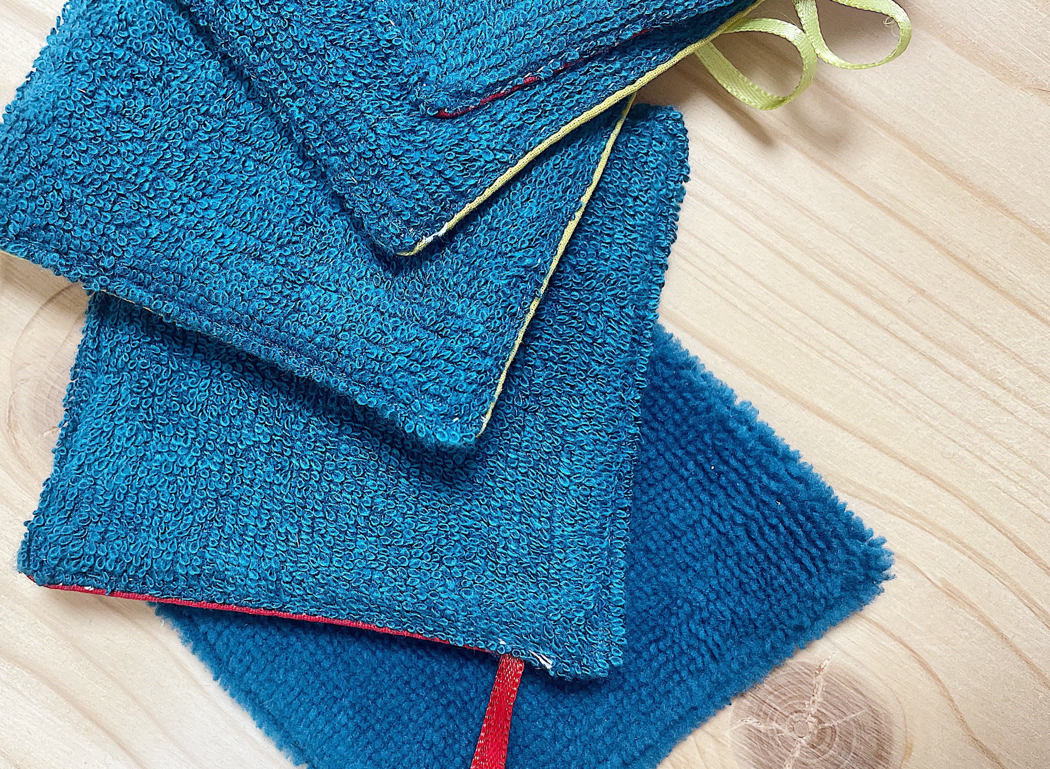 Lot de 10 lingettes démaquillantes lavables et leur pochette