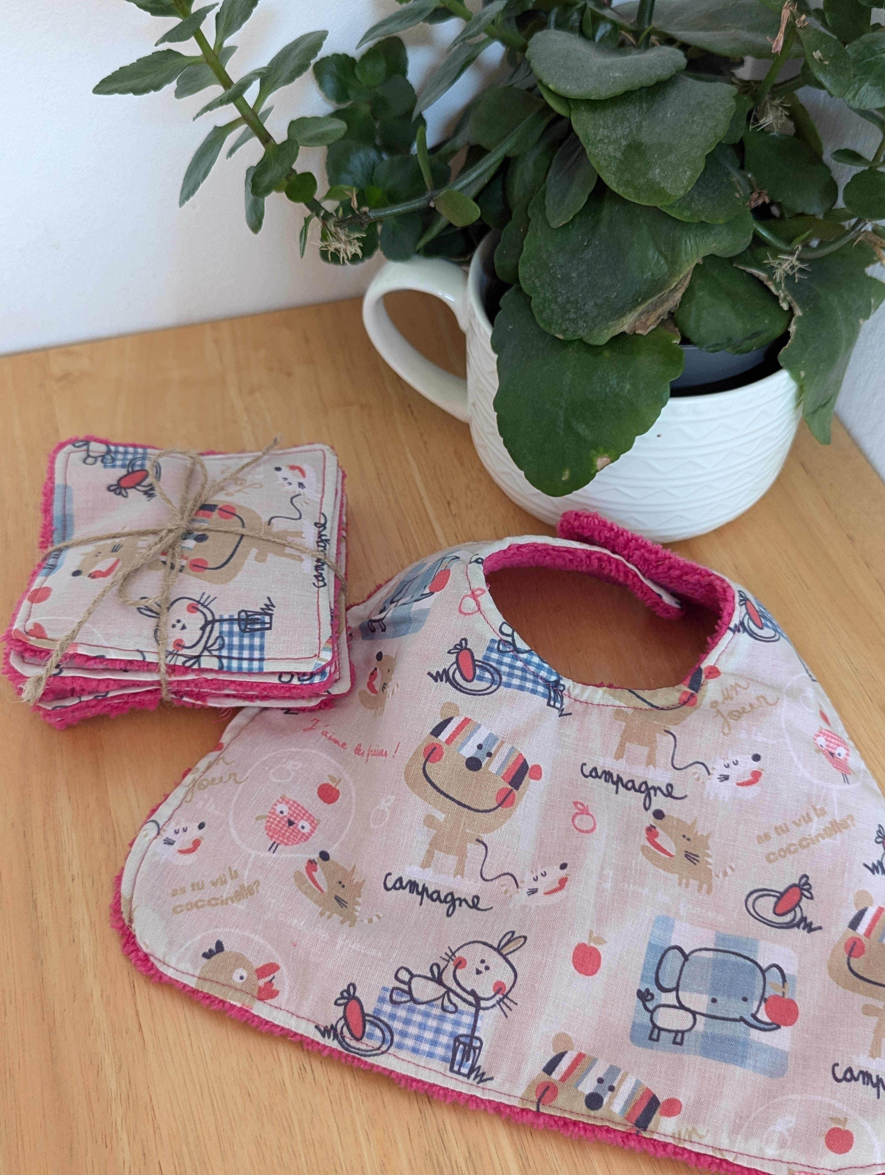 Bavoir et 7 lingettes "à la Campagne"