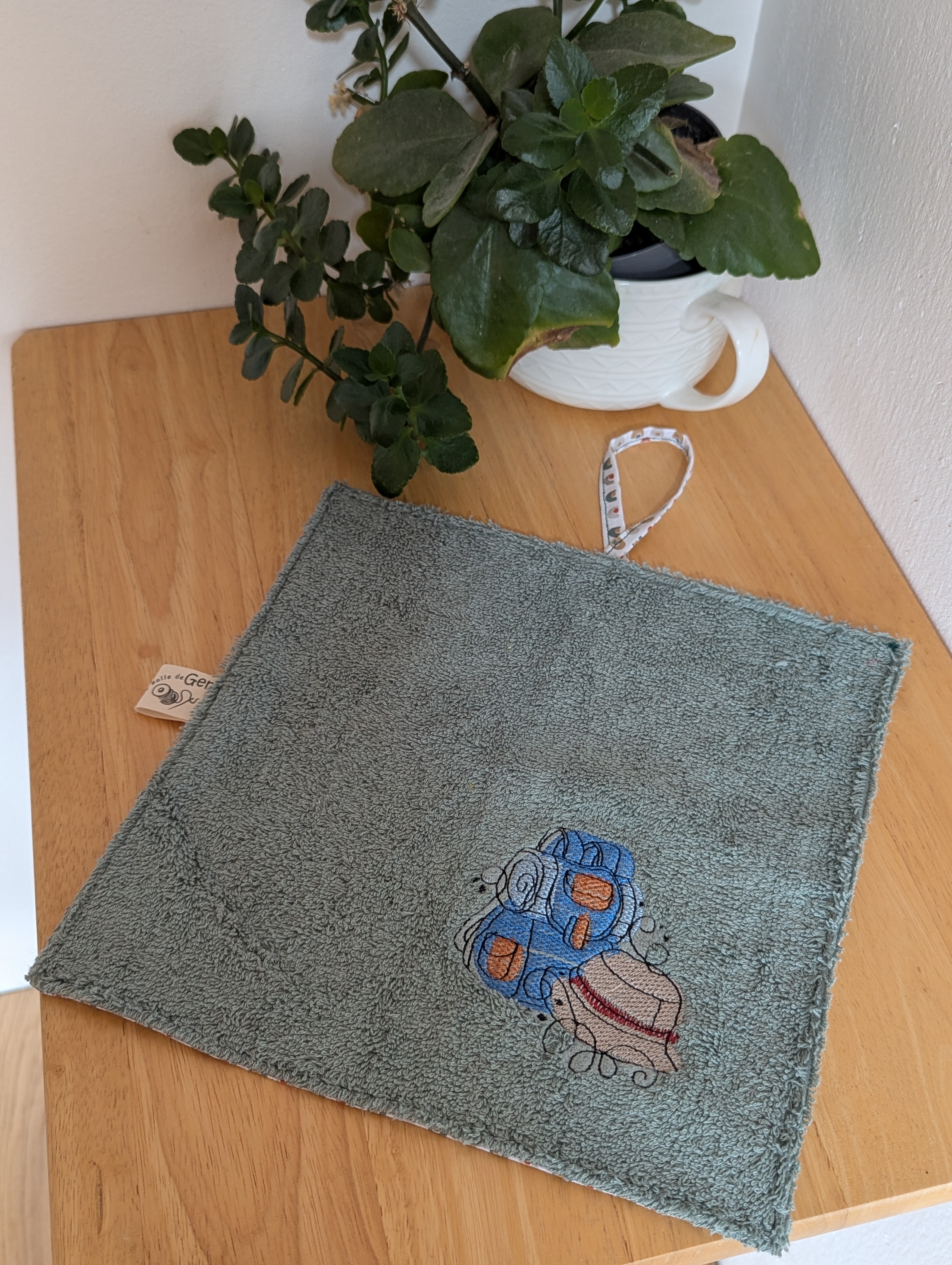 Essuie Main brodé "En rando"