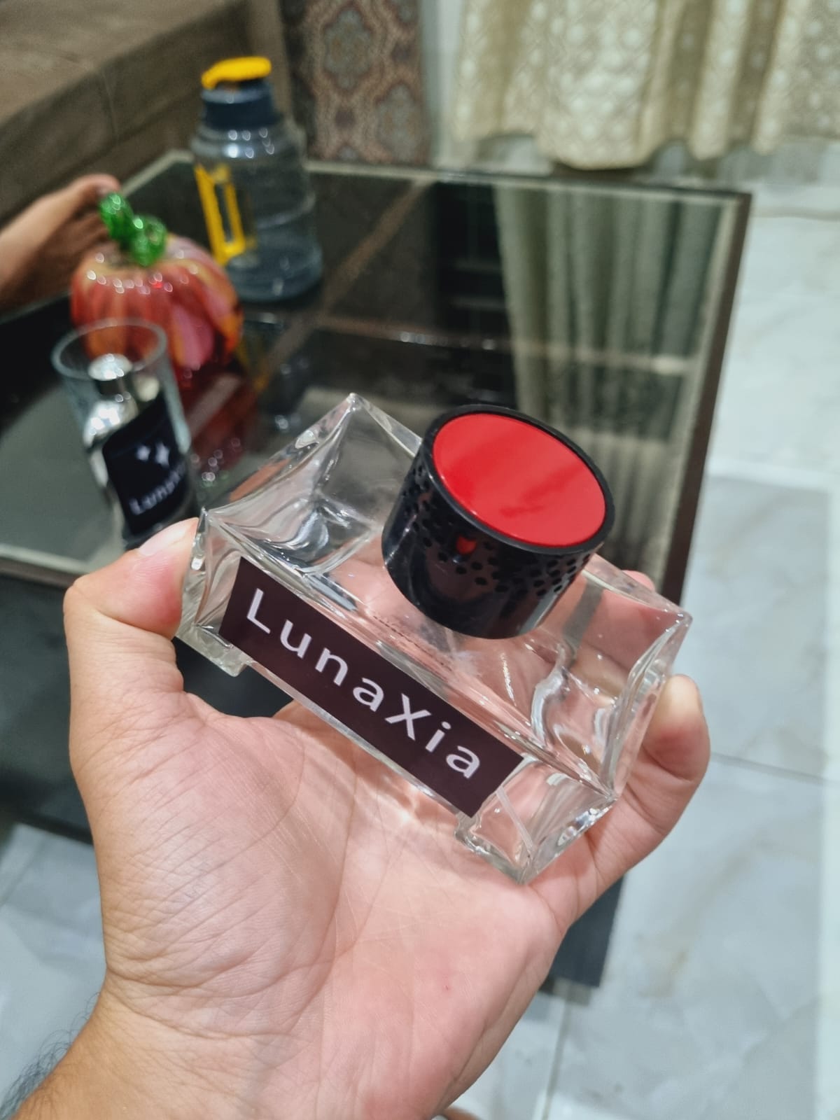 LunaXia fragrance Ambisir