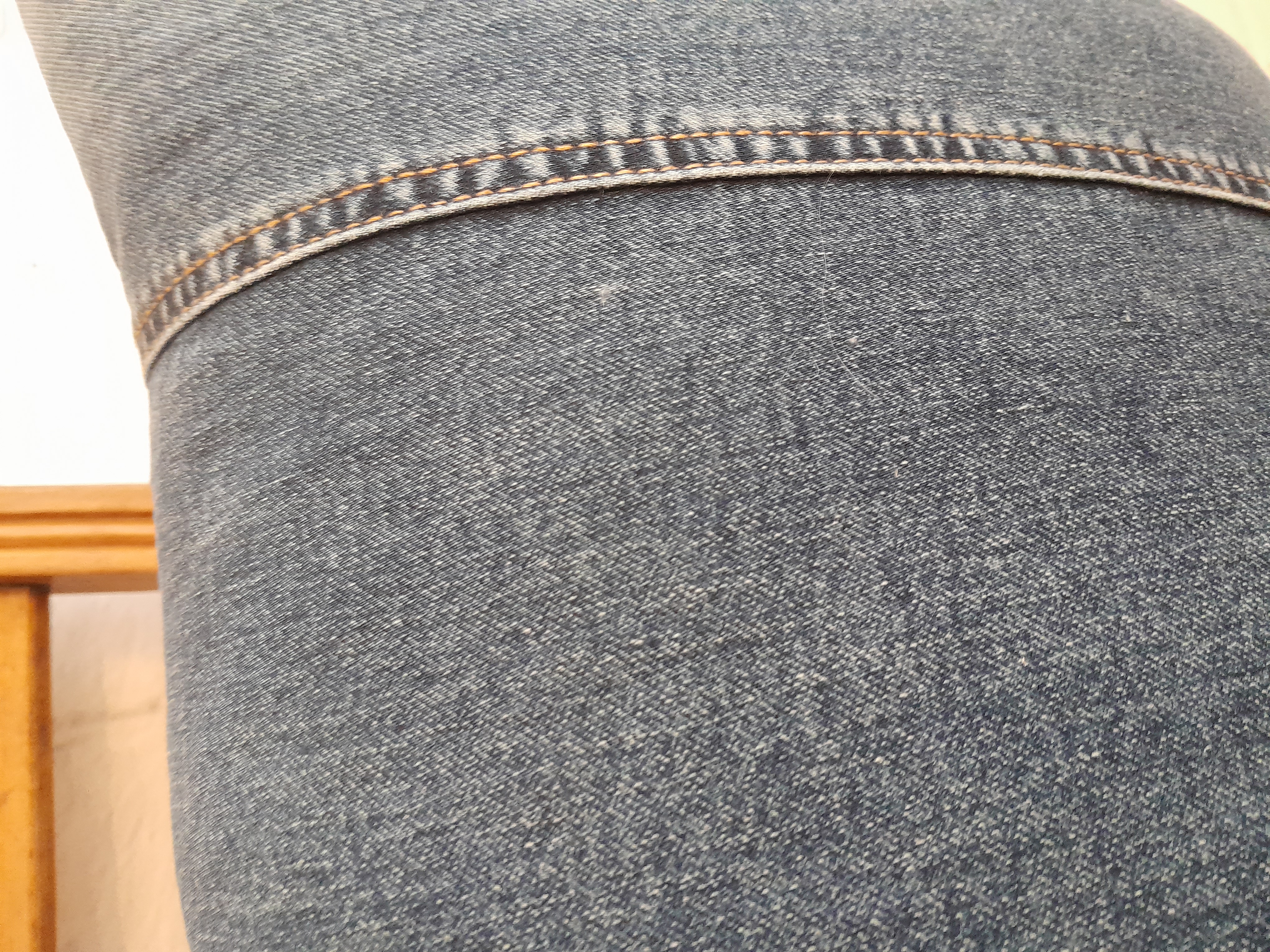DENIM BOLSTER 