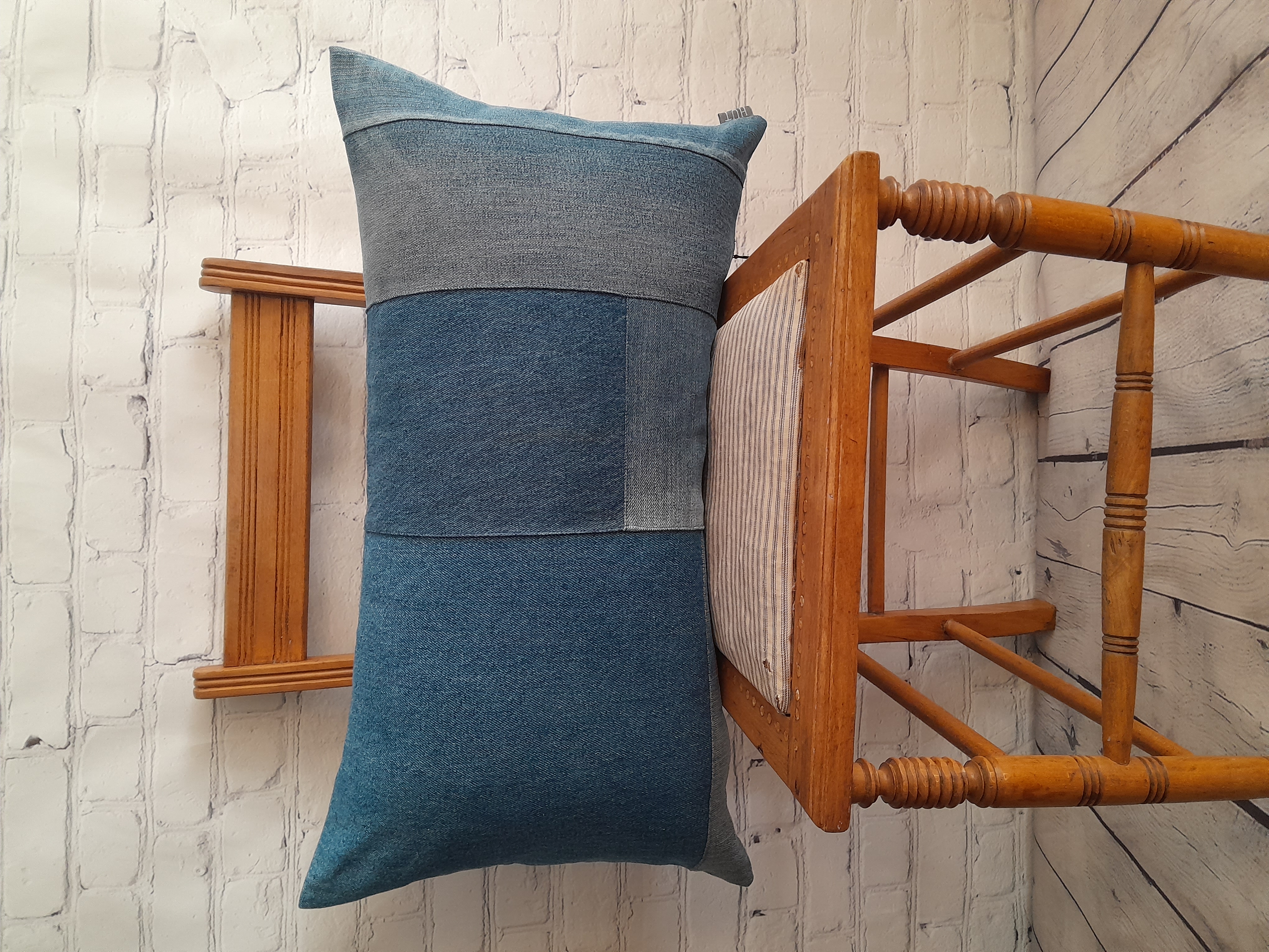 DENIM BOLSTER 