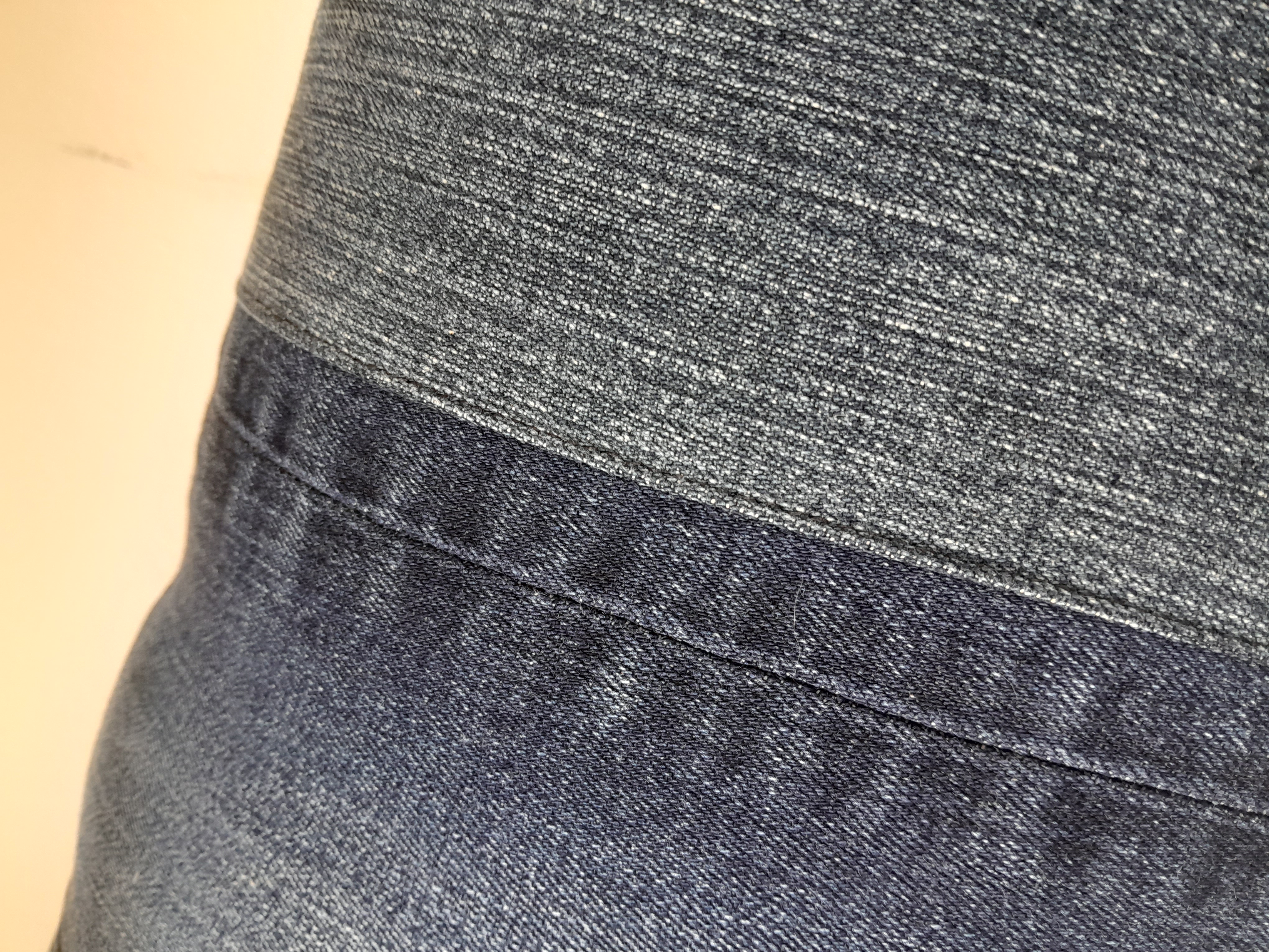 DENIM BOLSTER 
