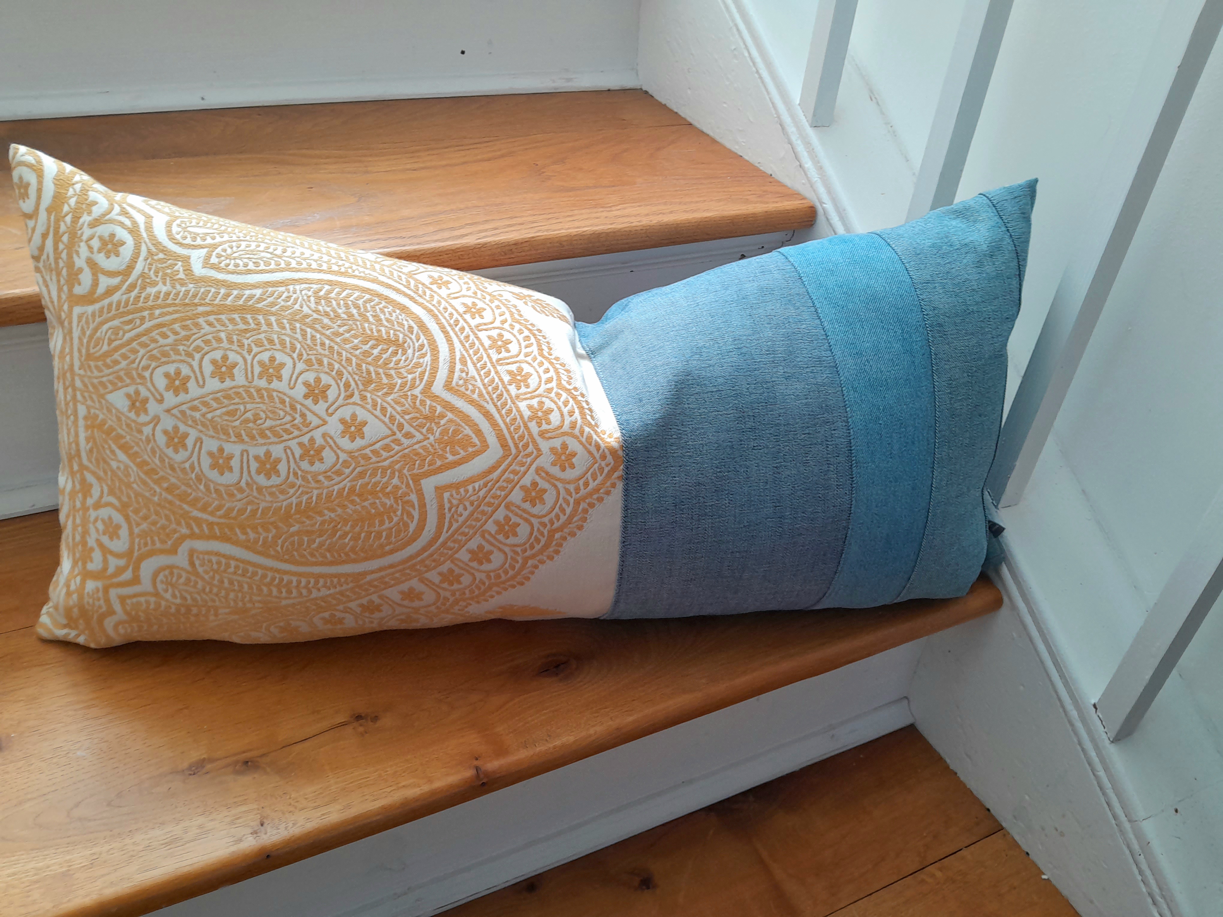 DENIM BOLSTER 