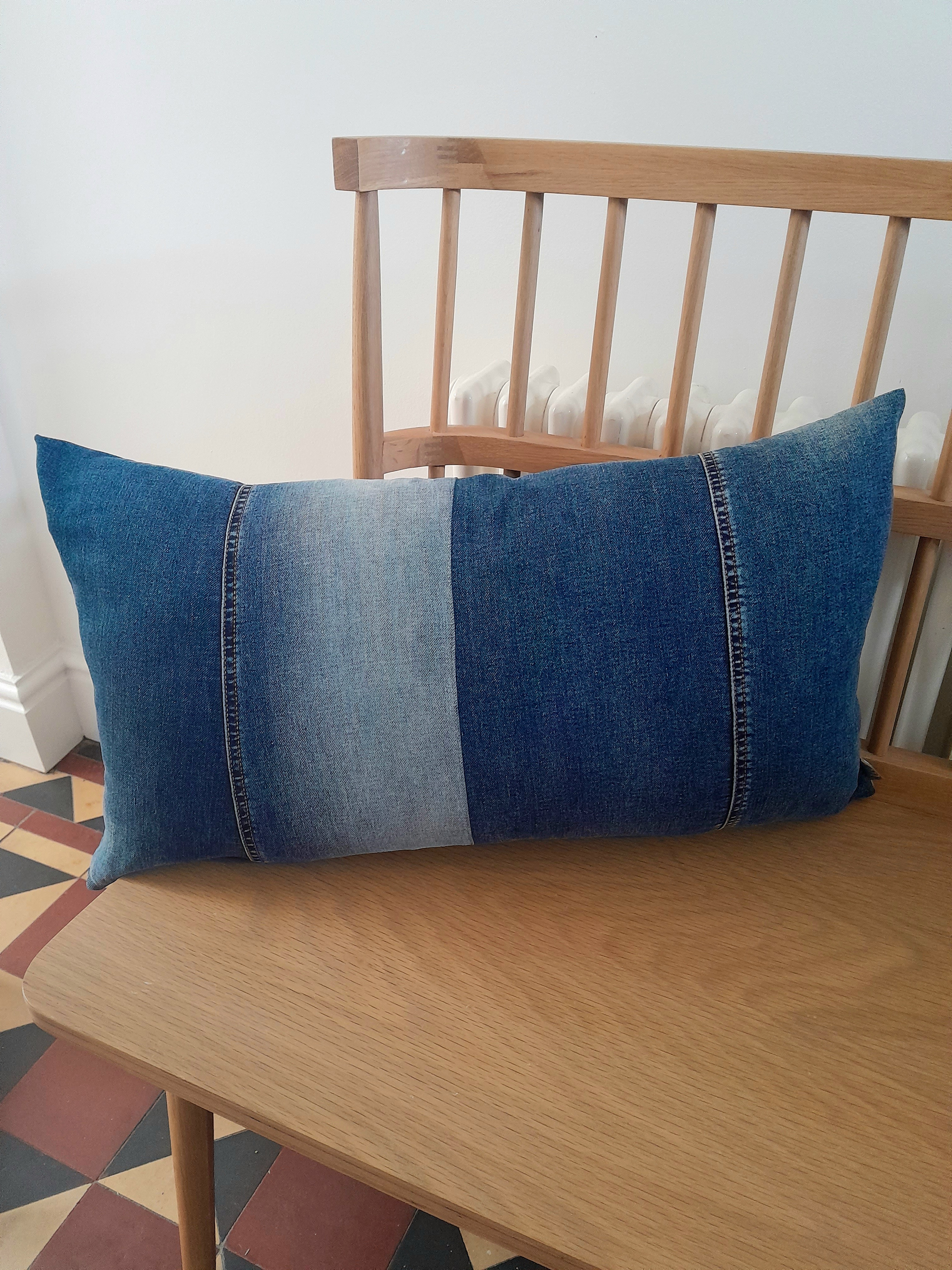 DENIM BOLSTER 