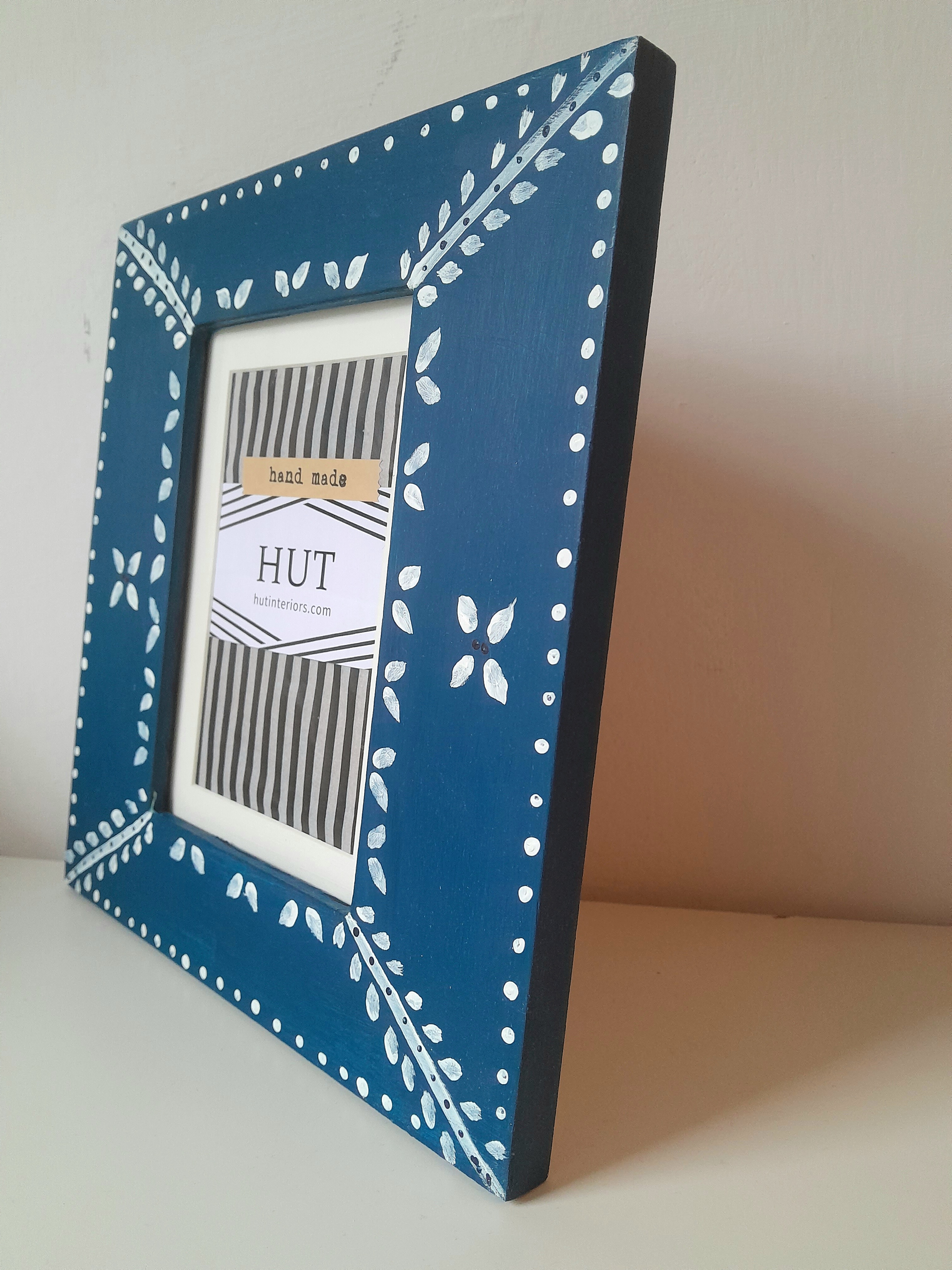 HAND PAINTED FOLK ART PICTURE FRAME