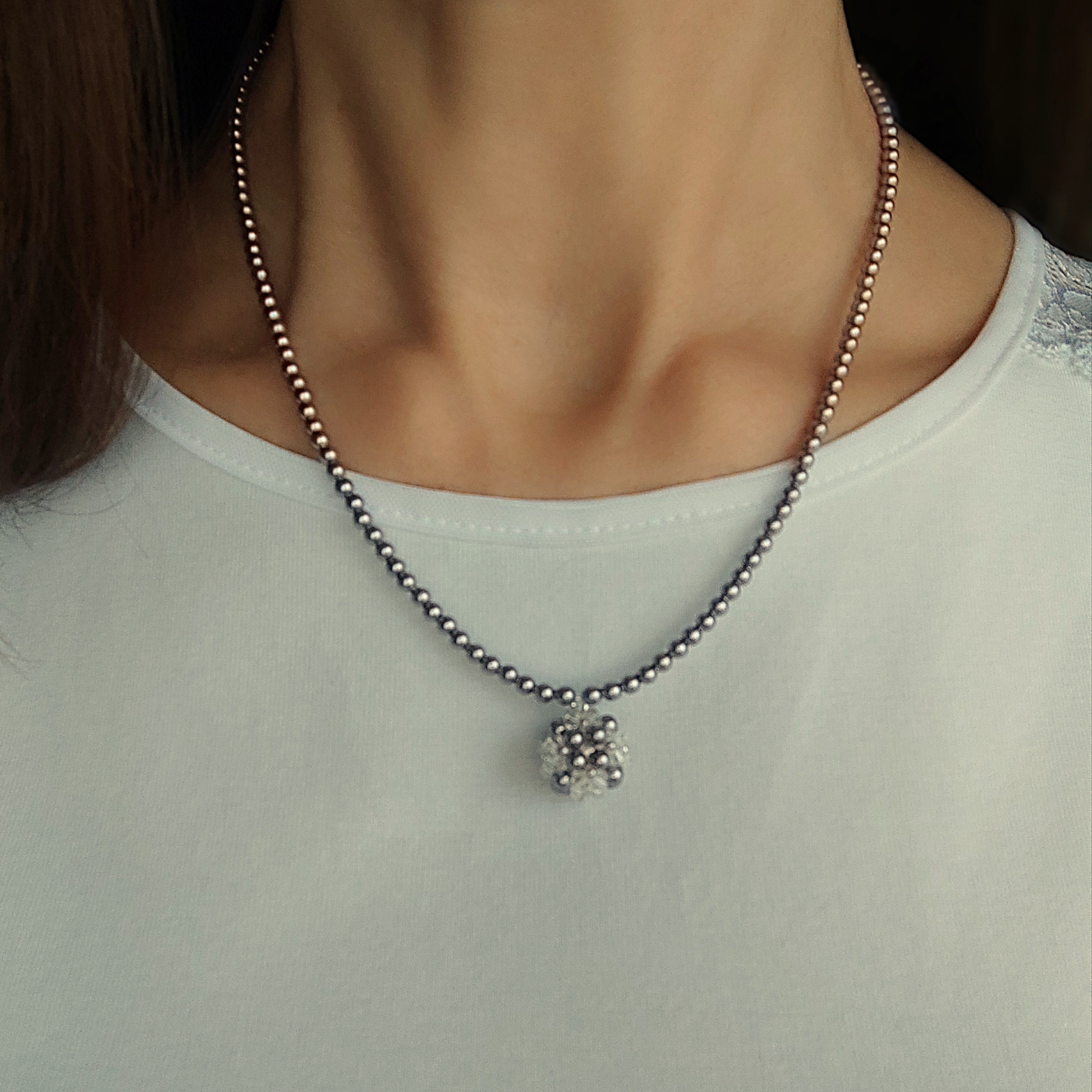 "Kristalų burbulas"