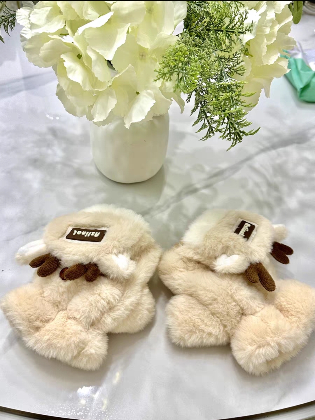 Reindeer Hand Warmer Gloves