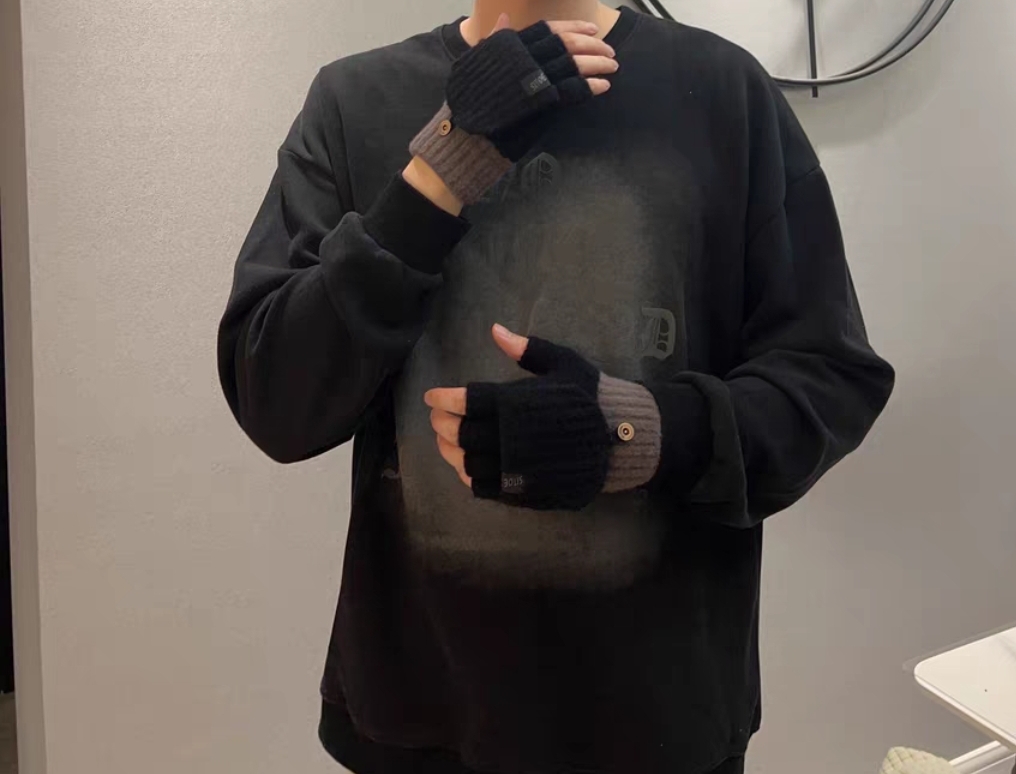 Black Fingerless Gloves