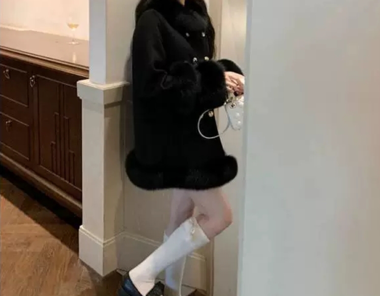 Elegant White Fur-Trimmed Coat