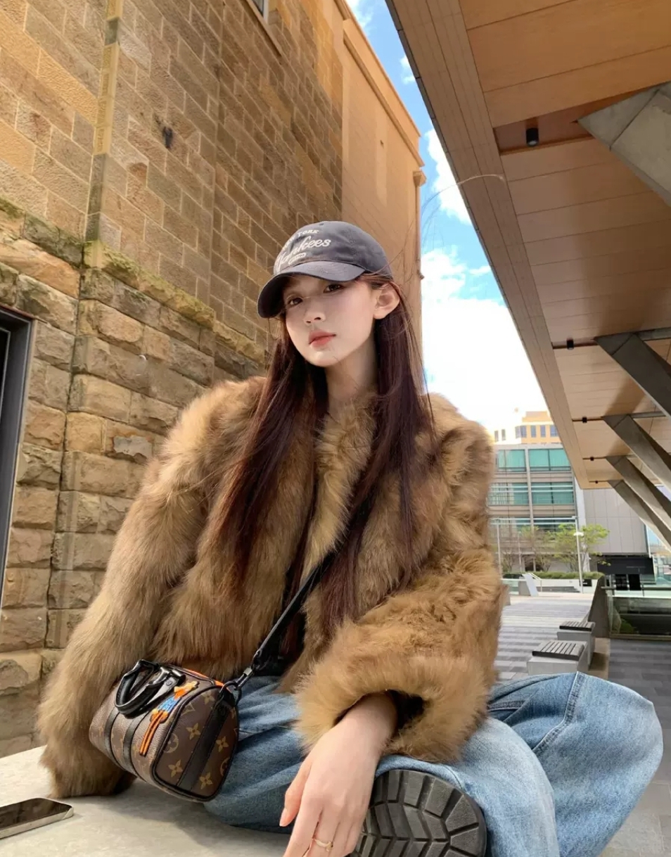 Women's Fur Coat