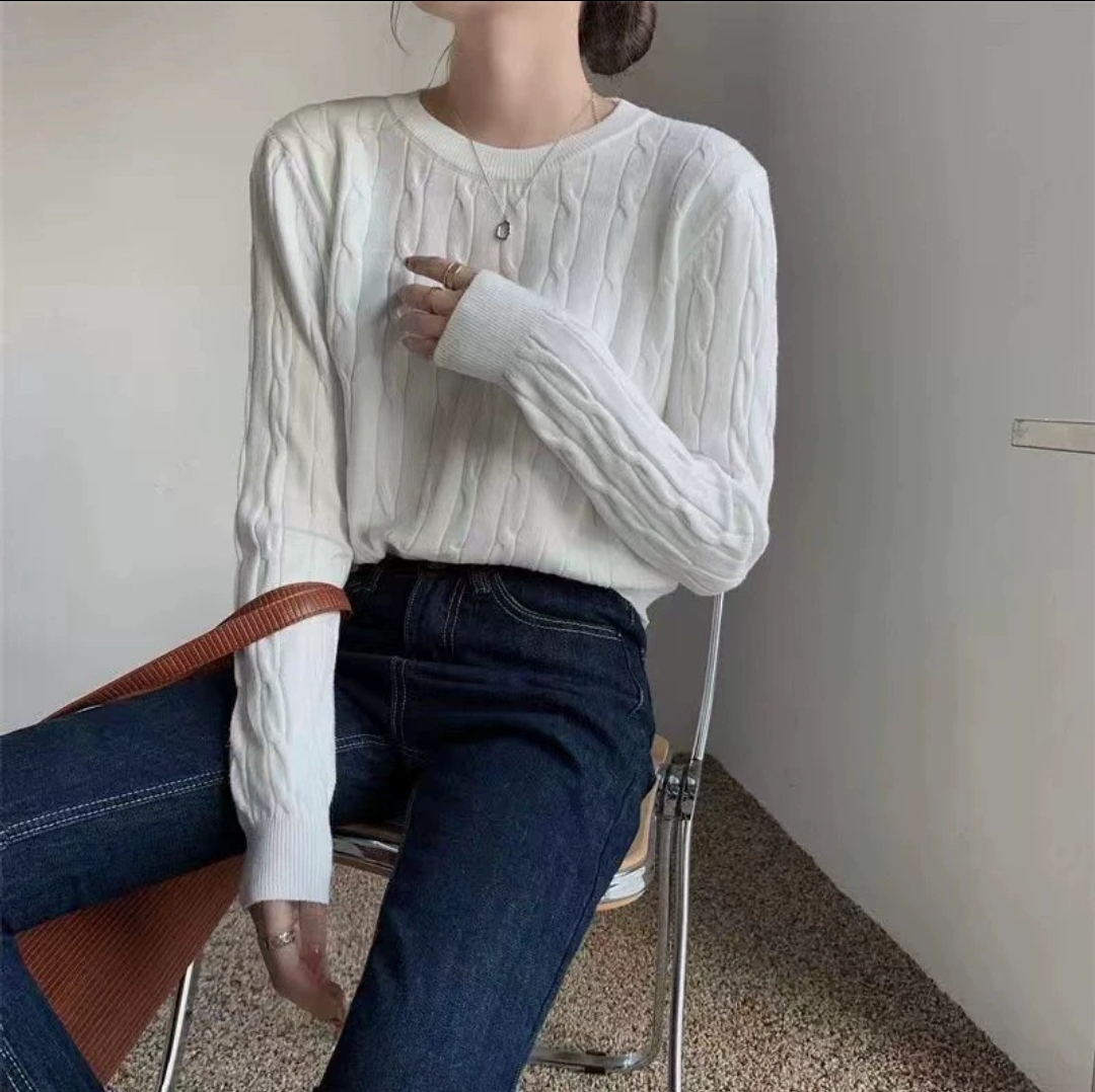 Women's White Cable Knit Sweater
