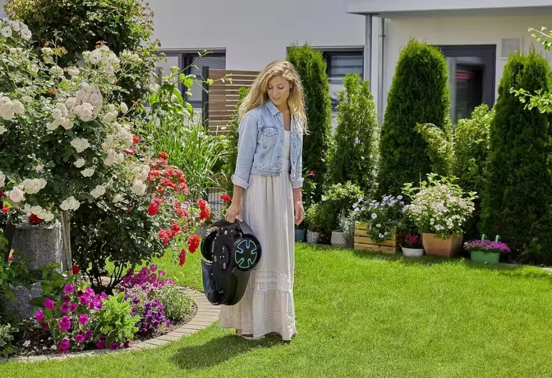 Eco-Friendly Robotic Lawn Mower