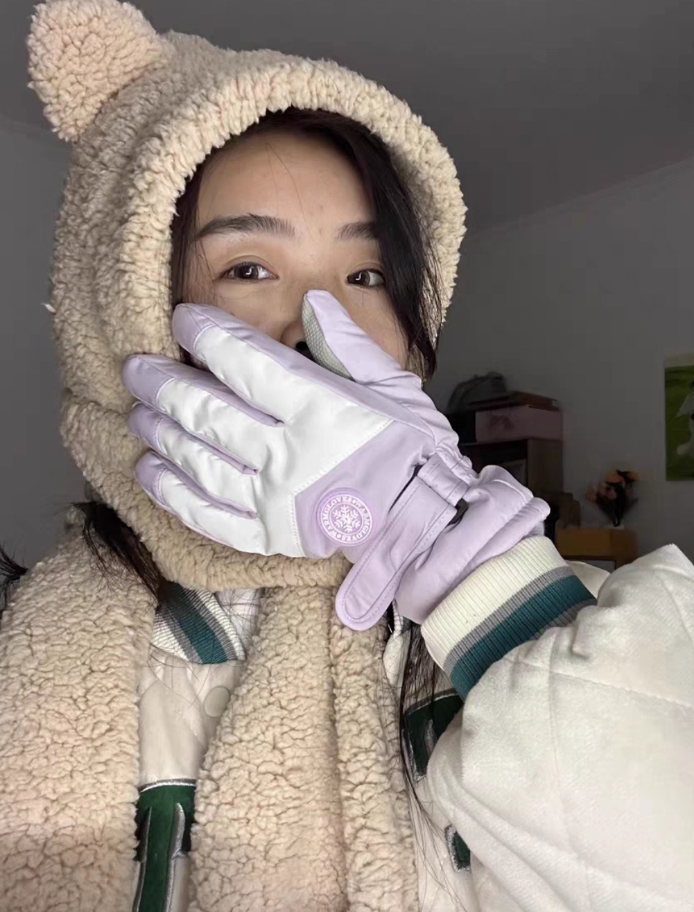 Winter Gloves Purple Color