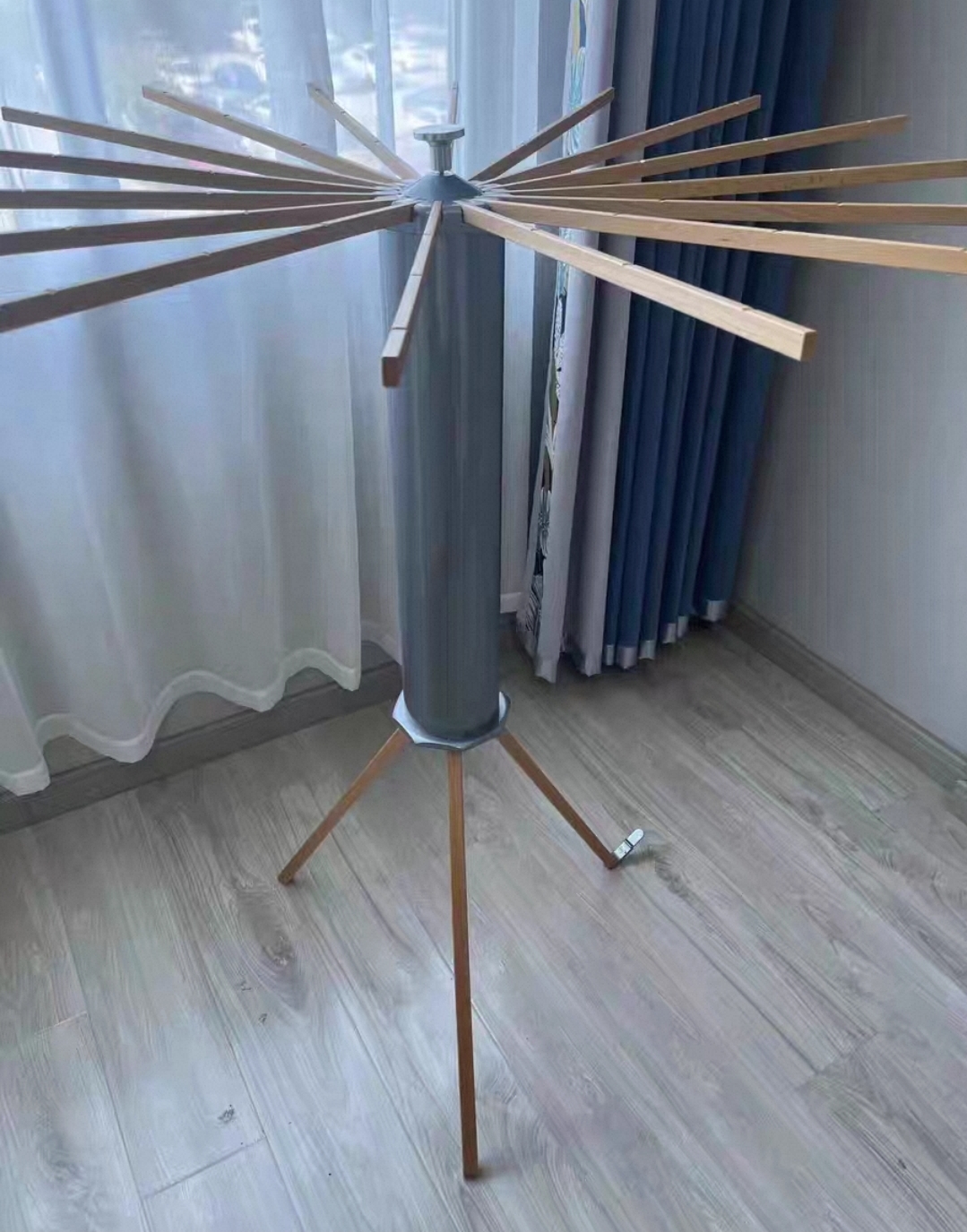 Rotating Wooden Clothes Drying Rack