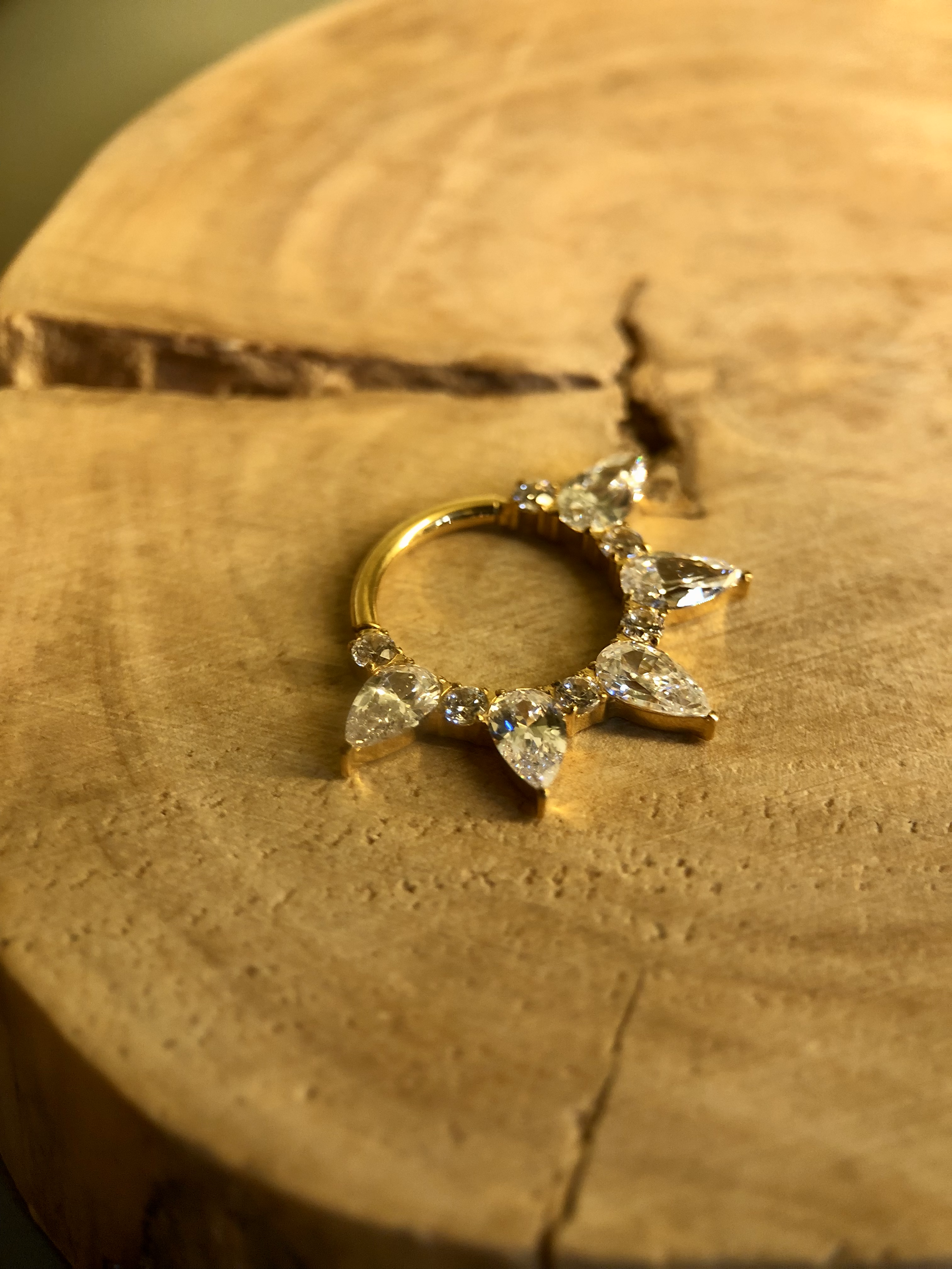 Argola Big Navetes Dourada