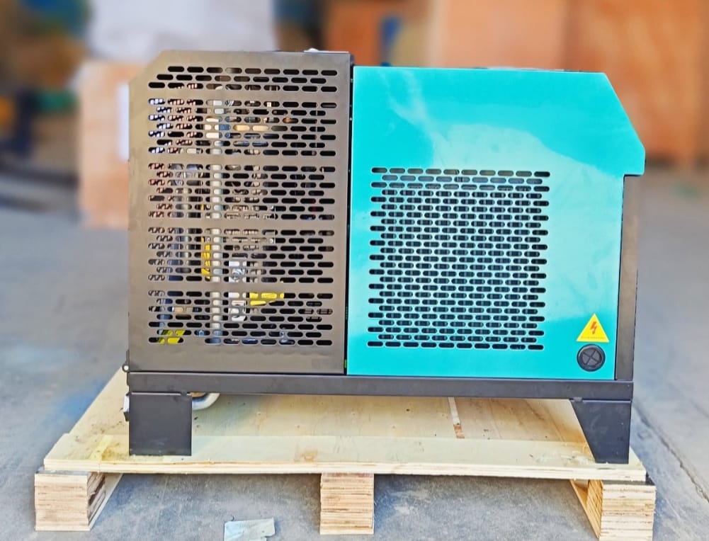 B Screw: Compact Air Compressors